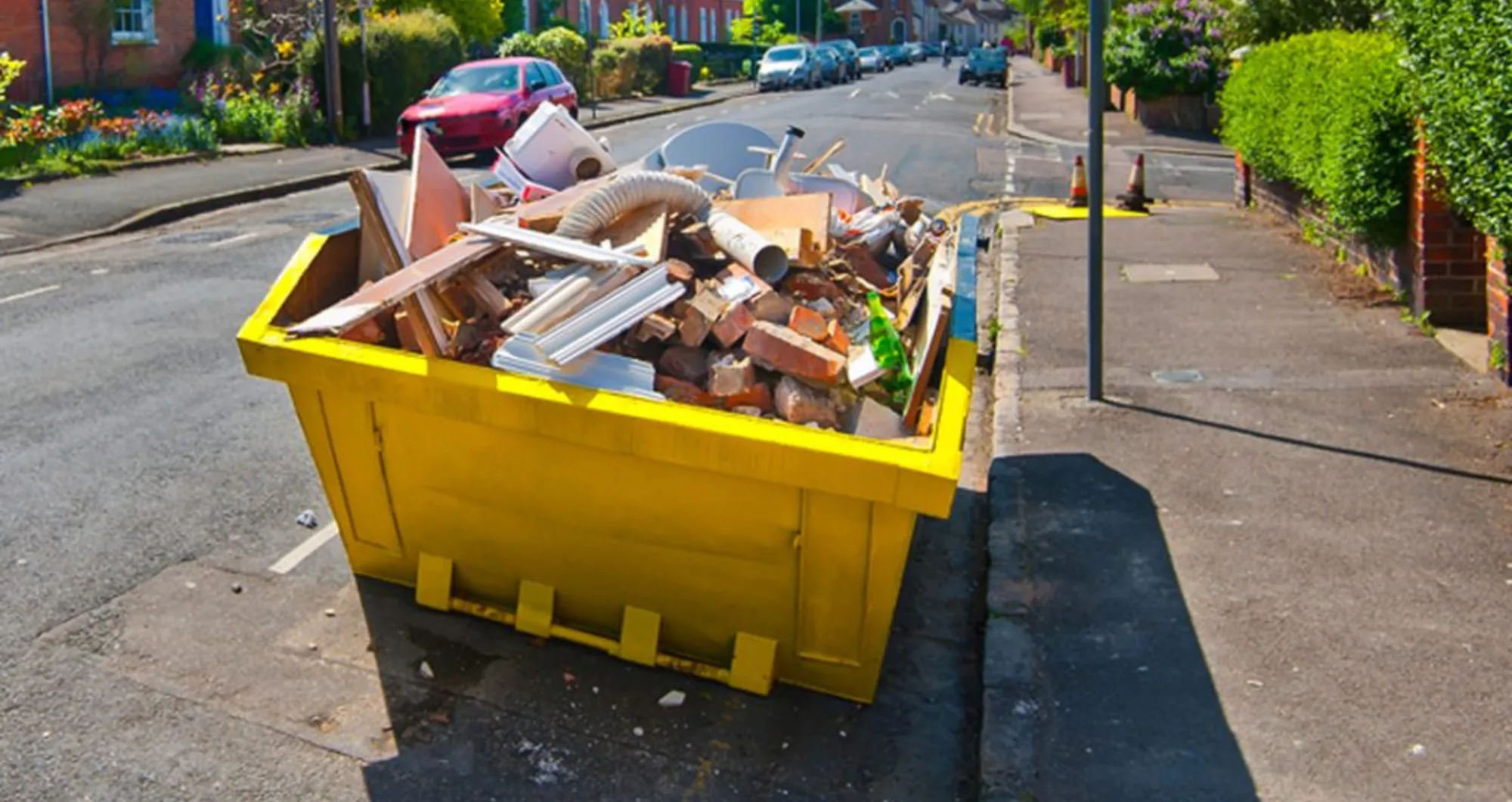Top 5 Benefits of Hiring a Skip for Domestic Waste Removal