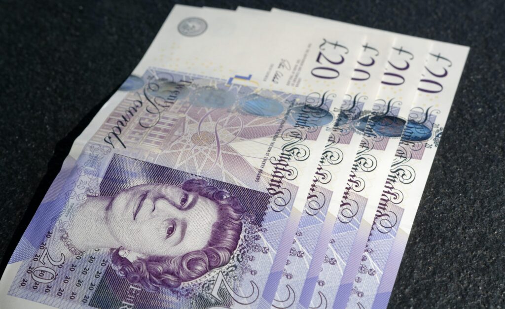 Only 15% of Banknotes feature Women around the world