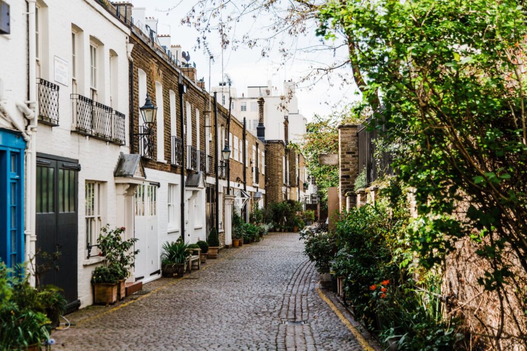 Londoners prepared to Pay more than £10,000 Over asking price to Buy their Dream Home