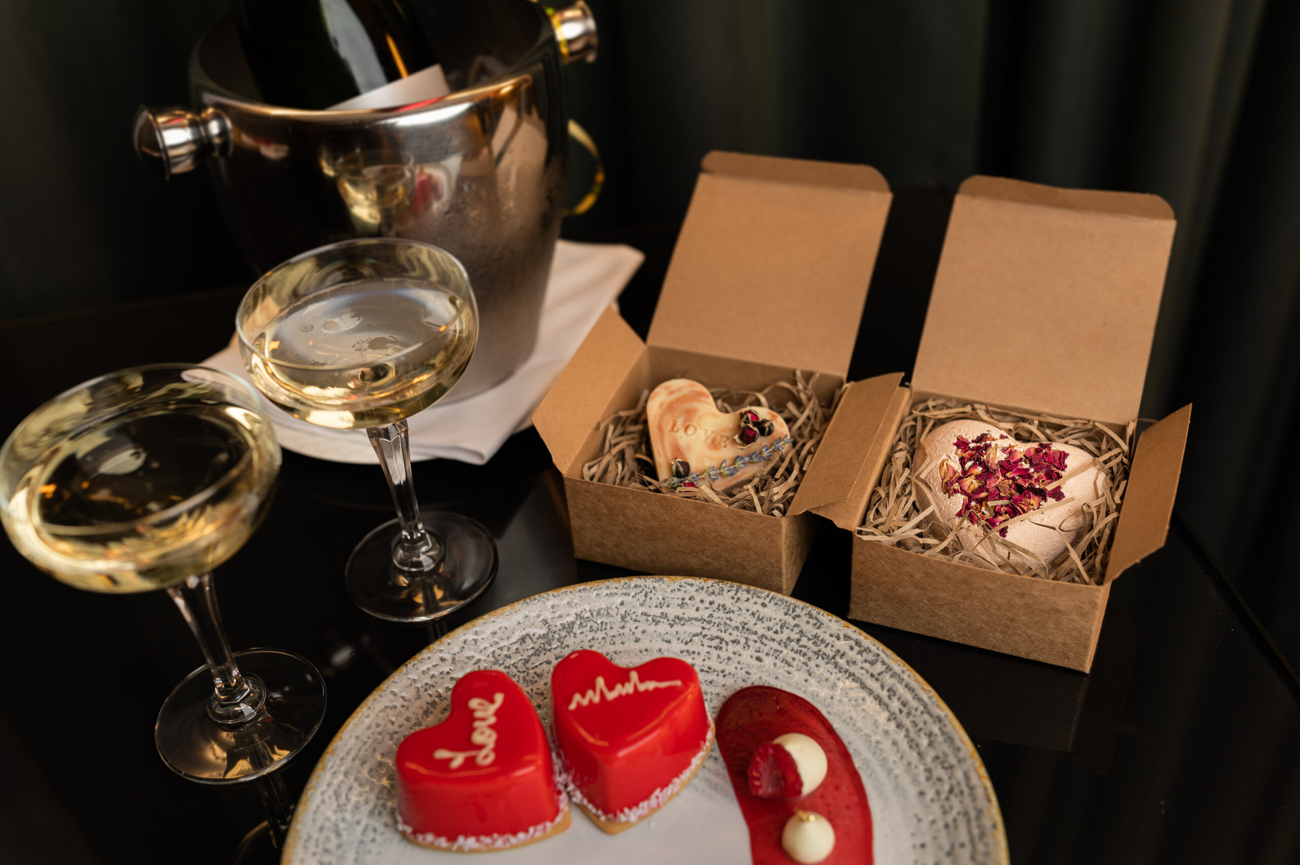 Hilton London Bankside Unveils ‘Romance With Us’ package this Valentines Day