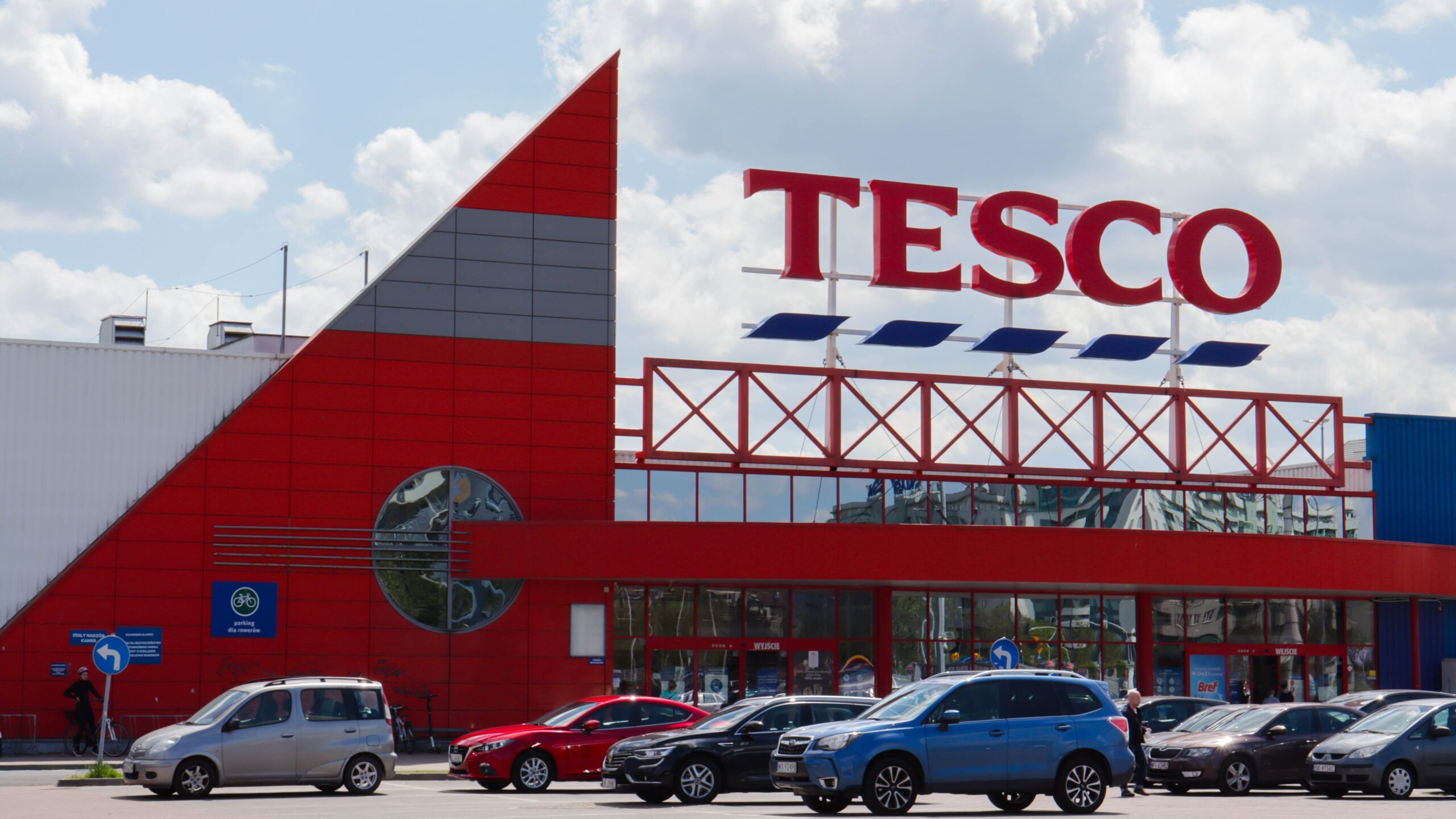 Tesco to Offer Free Blood Pressure Checks