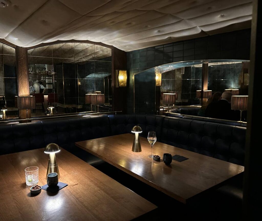 Enchanting Hideaway: A Culinary Journey Beneath the Bustling Streets of Chelsea