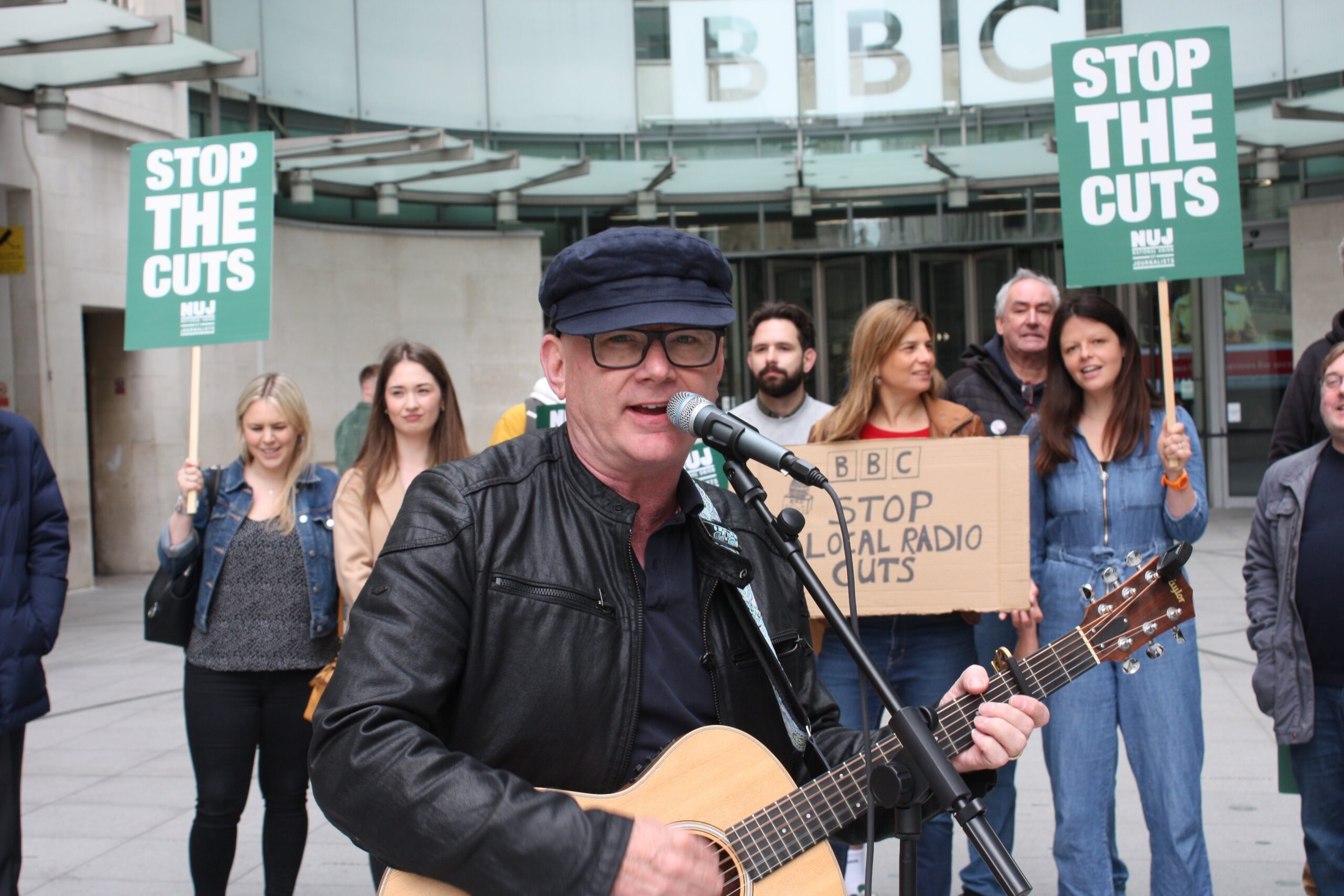 Protesters to Hand in Petition at Downing Street over BBC Plans to Cut Local Radio Stations