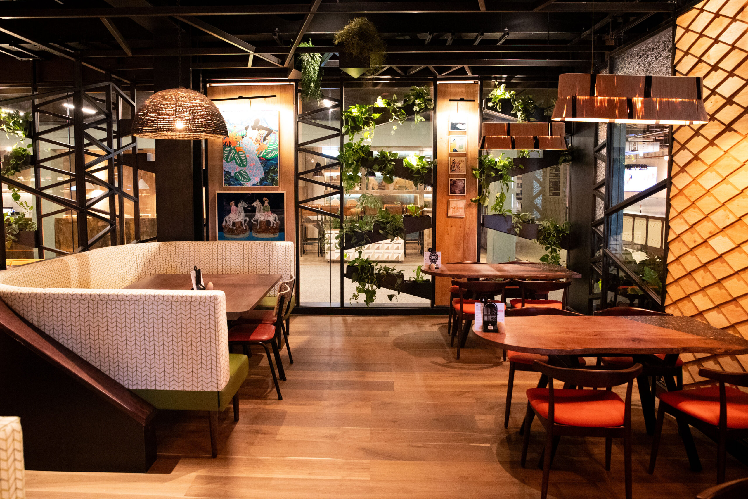 Battersea PERi-station - Nando’s opens new restaurant at London ...