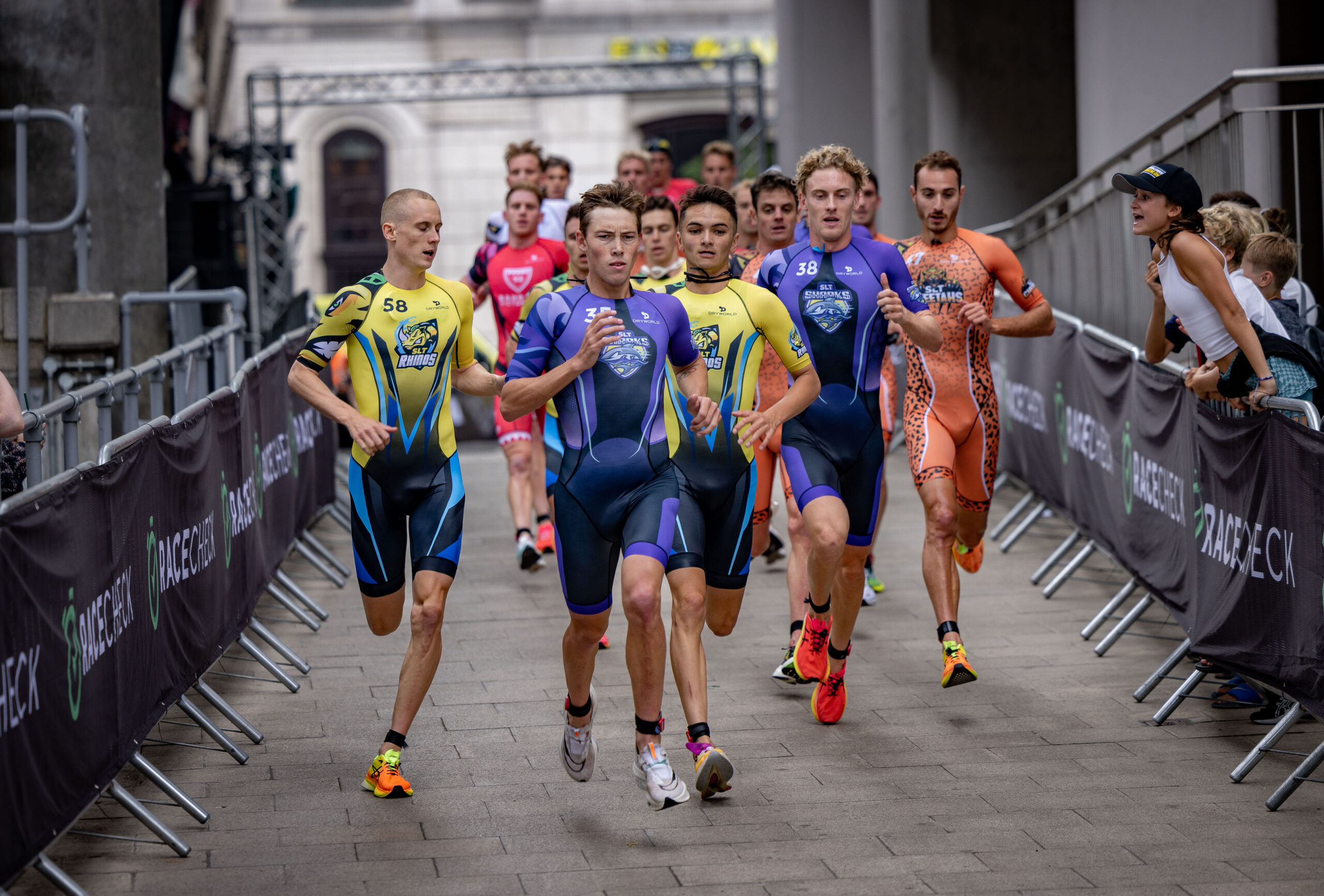 London, England - 4th September 2022, Superleague Championship Series, Mens elite race at West india Quay, Canary Wharf, London - (Darren Wheeler - That Cameraman/SuperLeague)