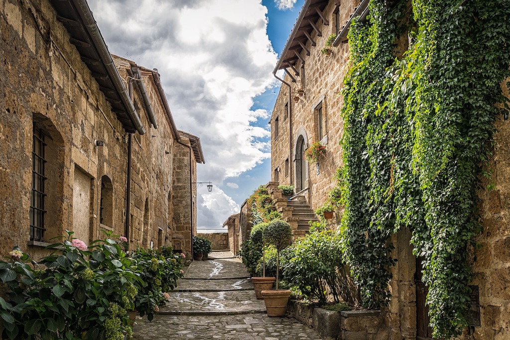Inaugural Moving to Italy Show and Seminar launches in London on 28th November 2023