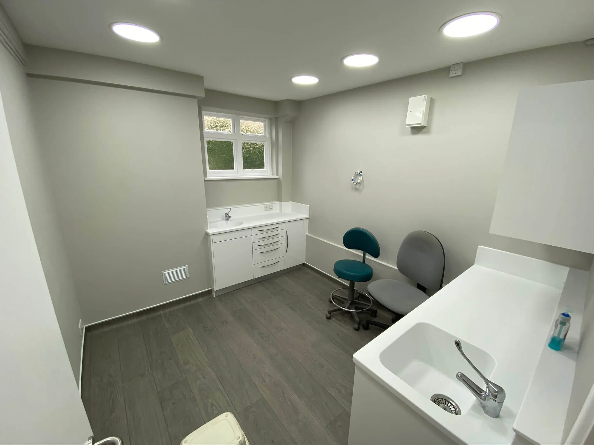 Dental Clinic Flooring