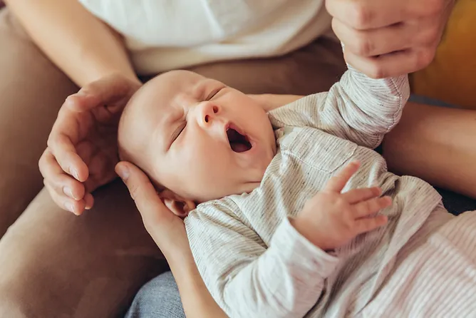 How to manage your little one's sleep over the Festive period!