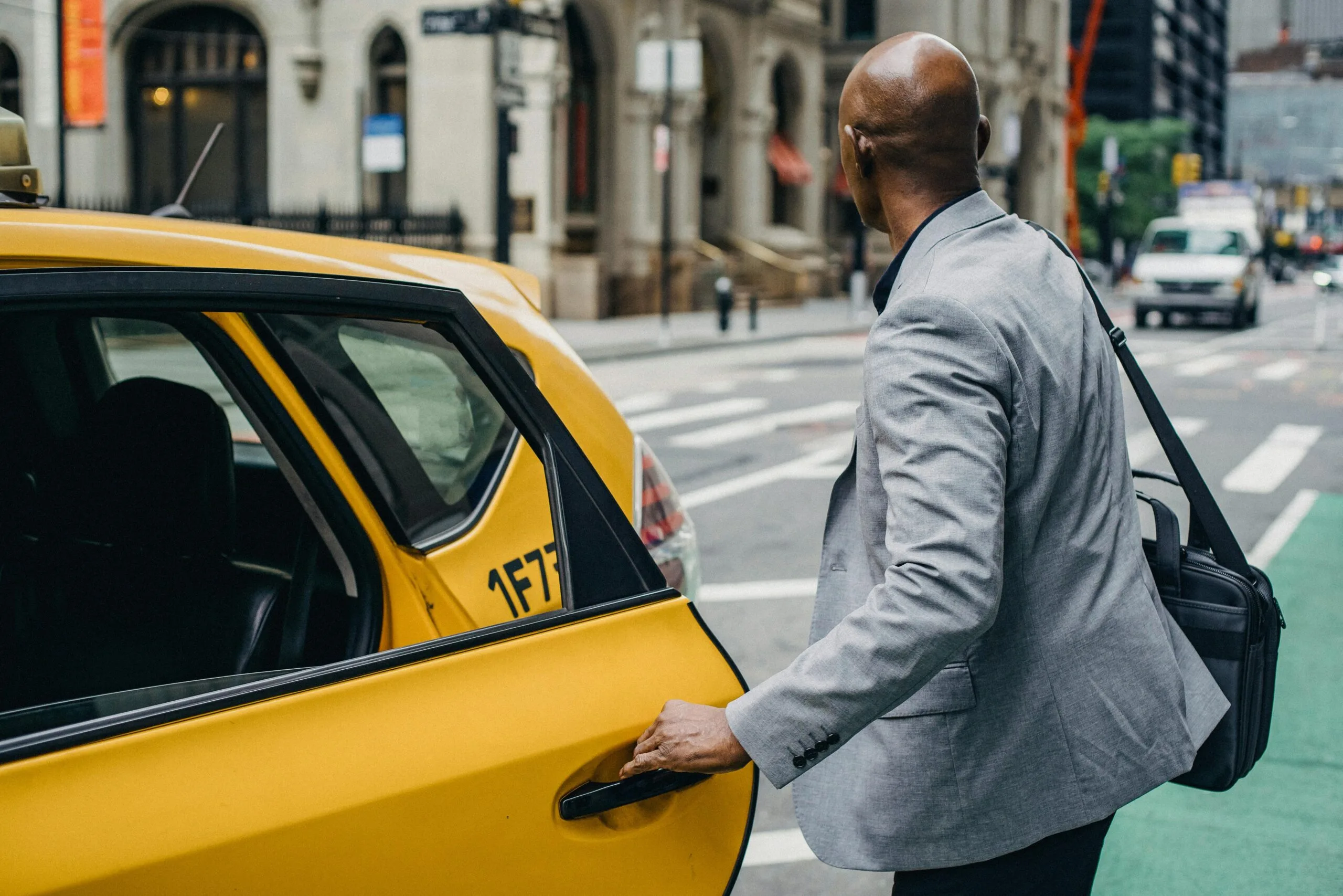 Advancements in Vehicle Fleet Management: Driving the Future of Transportation