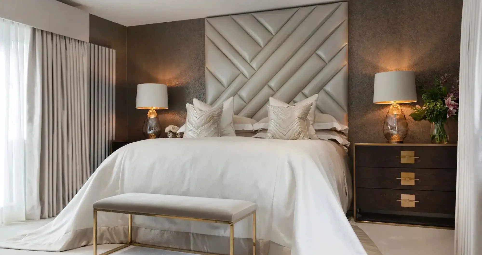 How to create luxurious and relaxing bedrooms for your home, family and guests