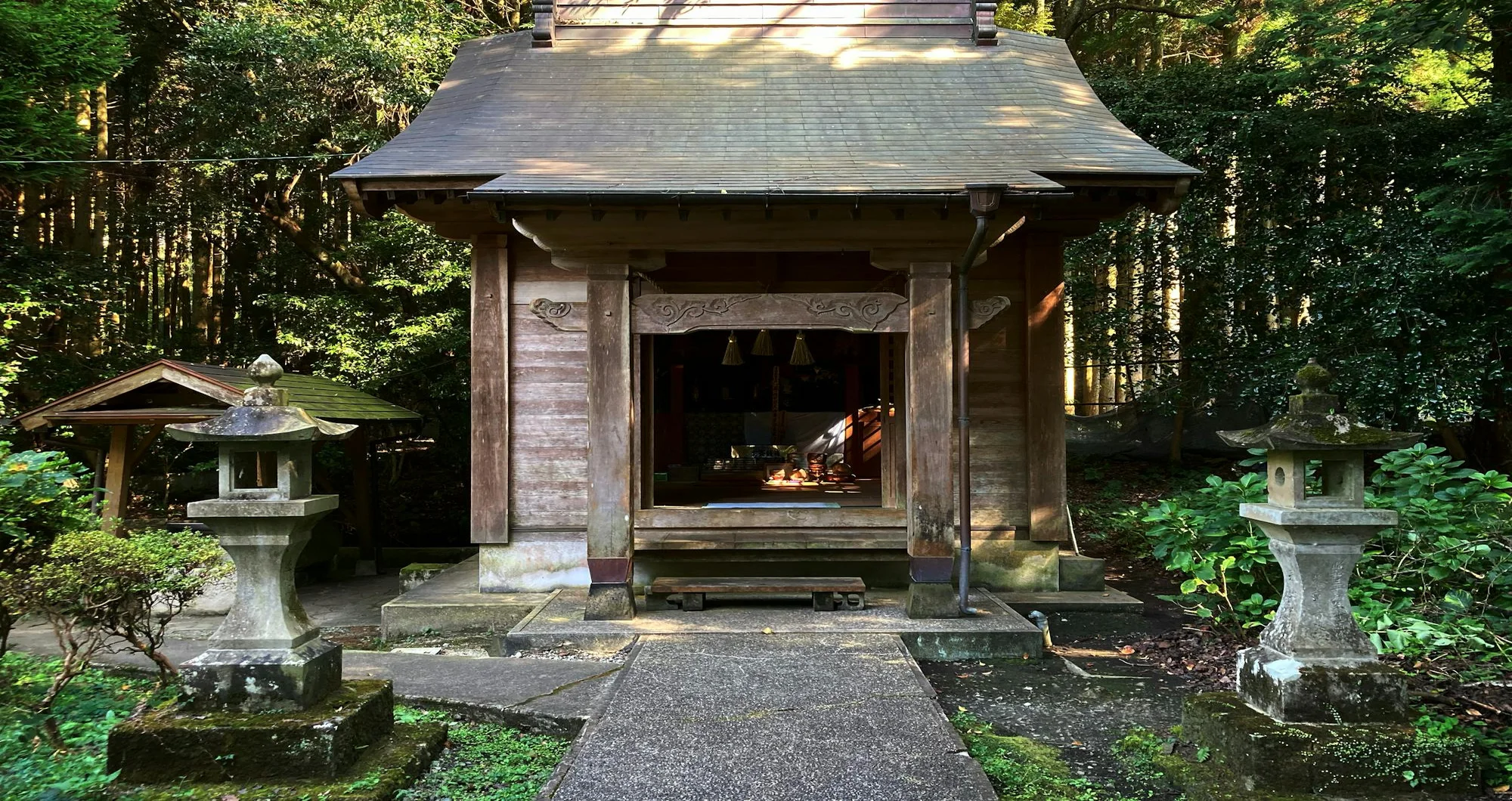 Maximising security and stability: A guide to keeping your gazebo secure at events