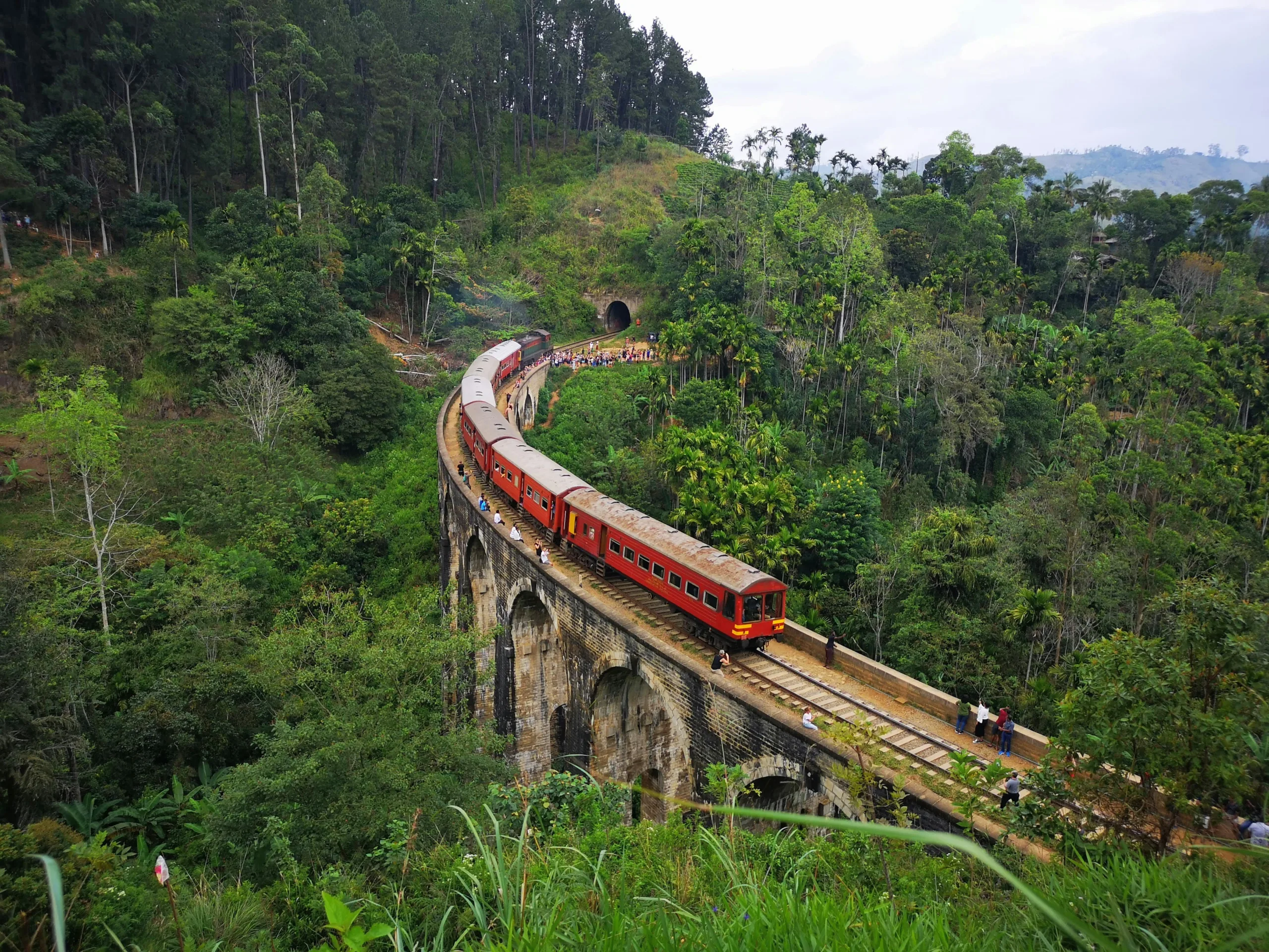 Nine arches bridge Sri Lanka