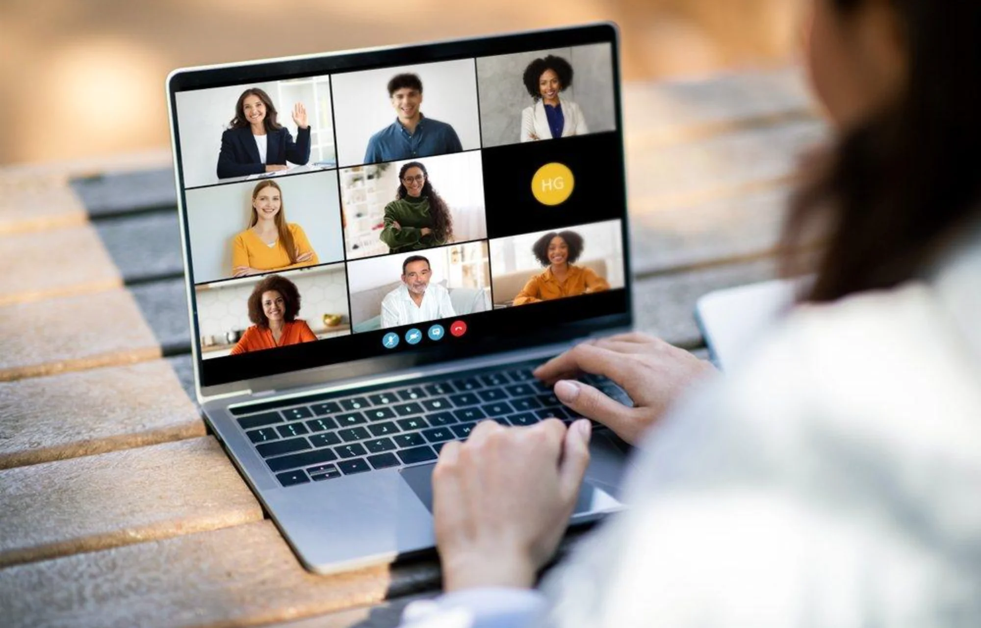 Top 10 video conferencing APIs & SDKs in 2024
