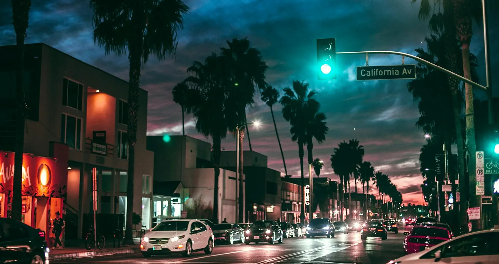 What are the top Los Angeles neighbourhoods for investment?