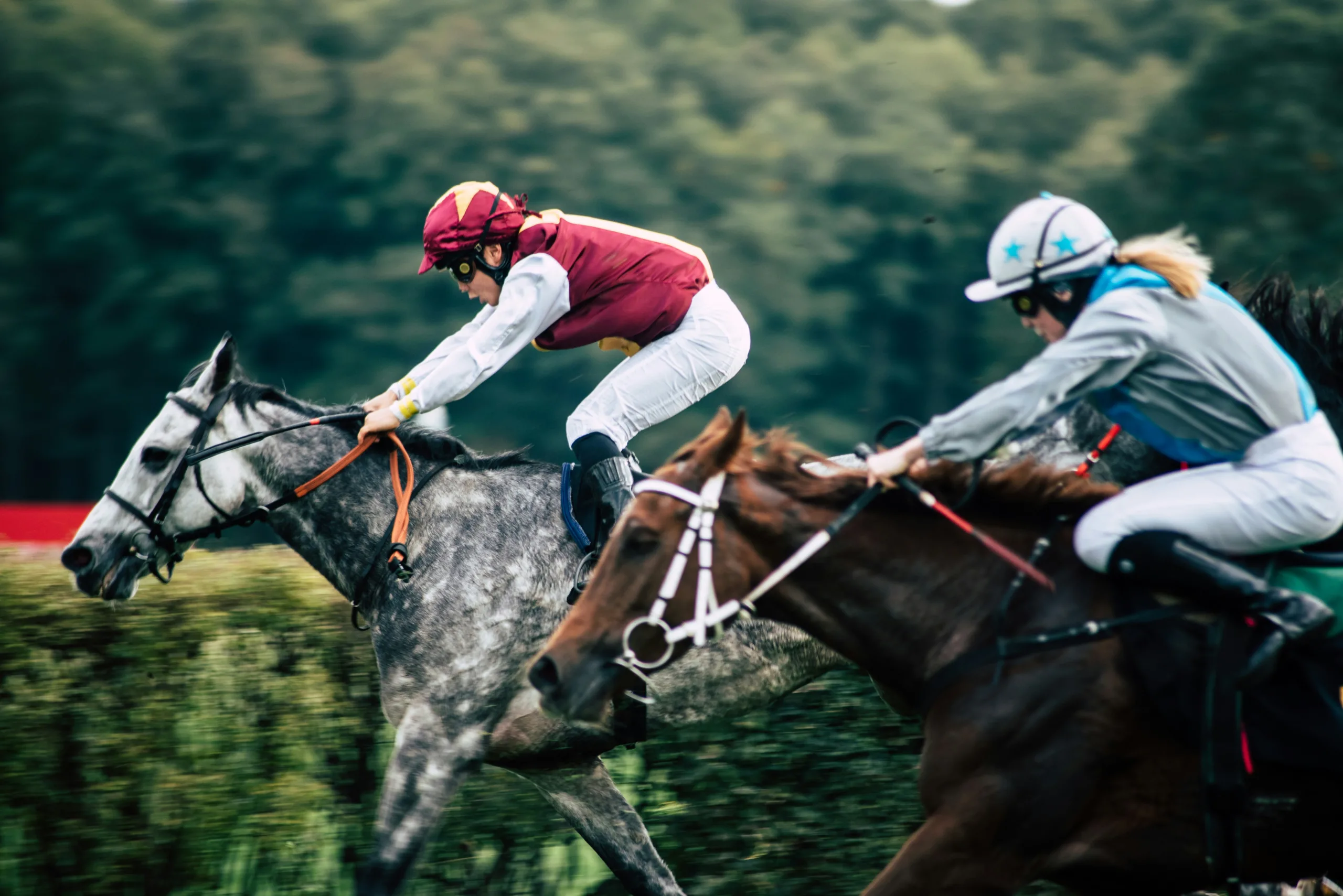 Where does Cheltenham rank among UK racecourses for its ‘unbearable’ queues?