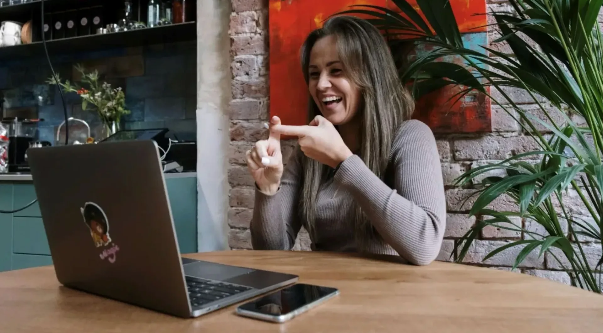 Why learning sign language should be your next skill – even if you’re not deaf