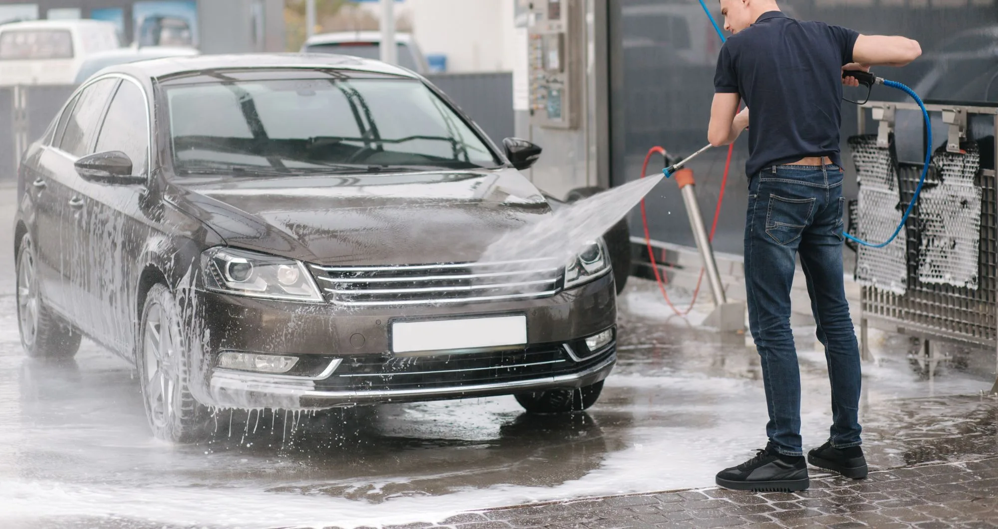 Automatic car wash: Keep your ride clean