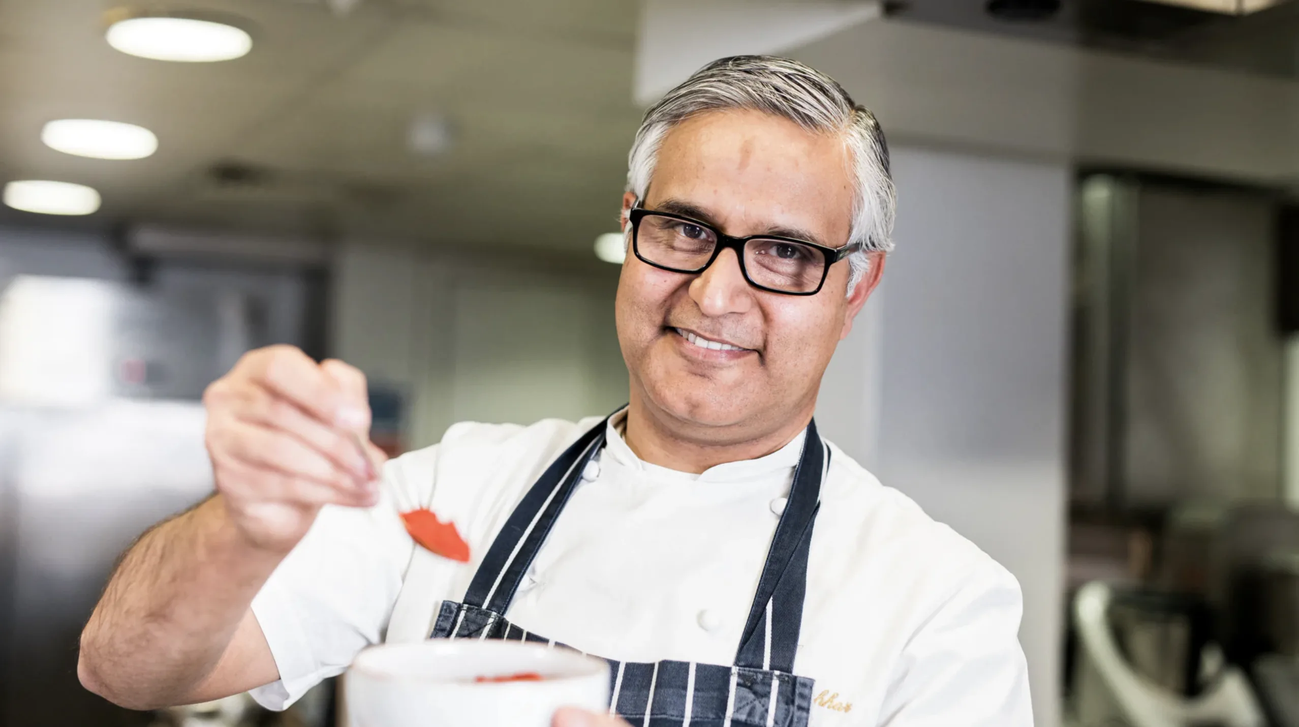 The world’s first AI“video waiter” is being introduced into London restaurants