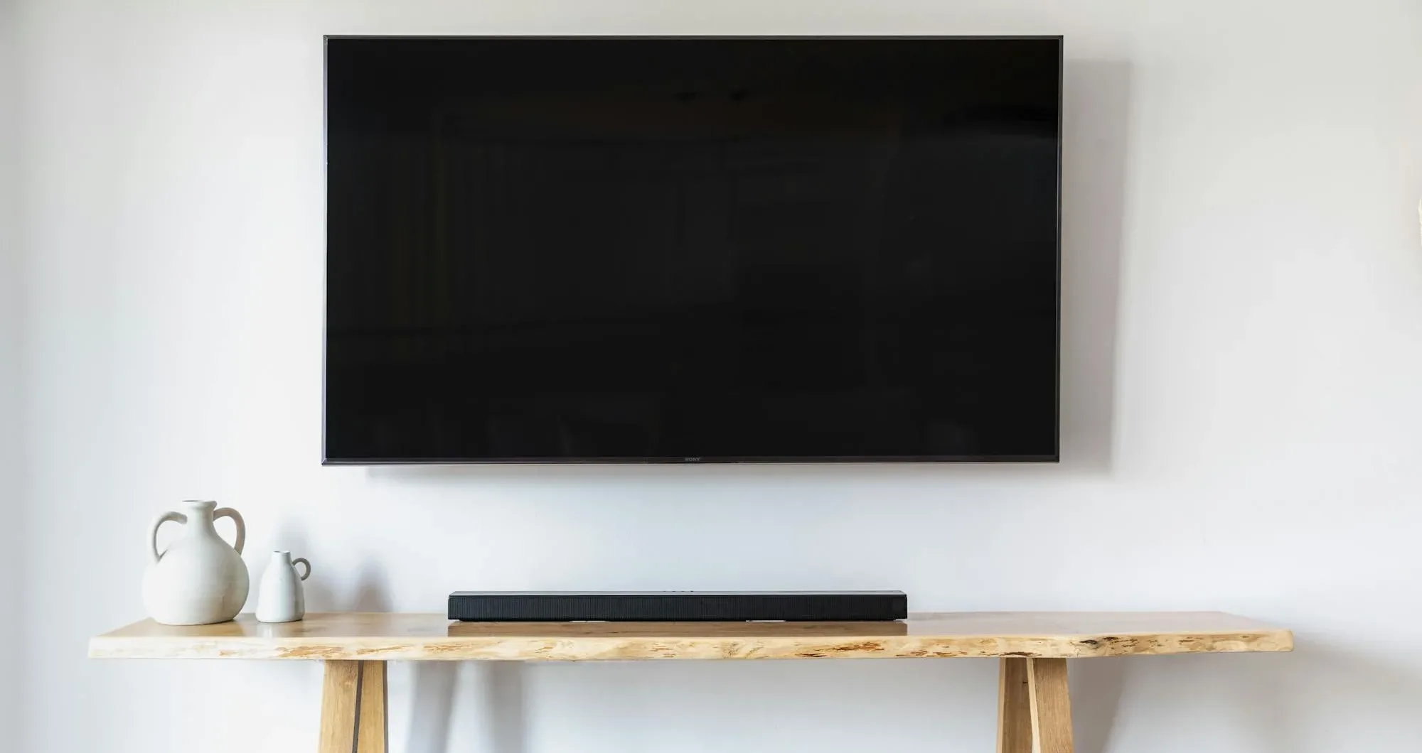 Why professional TV wall mounting from AerialForce is worth considering