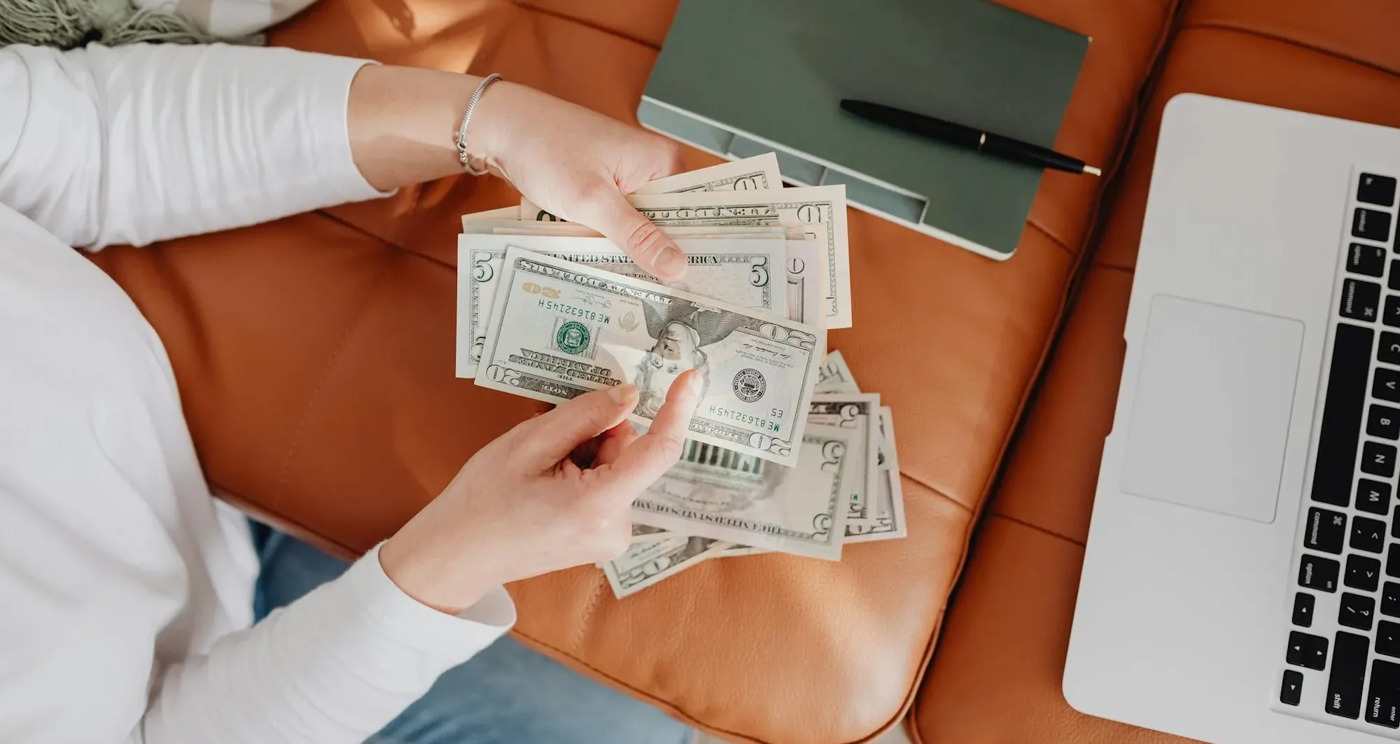 9 creative ways to earn money online without investment in just one hour