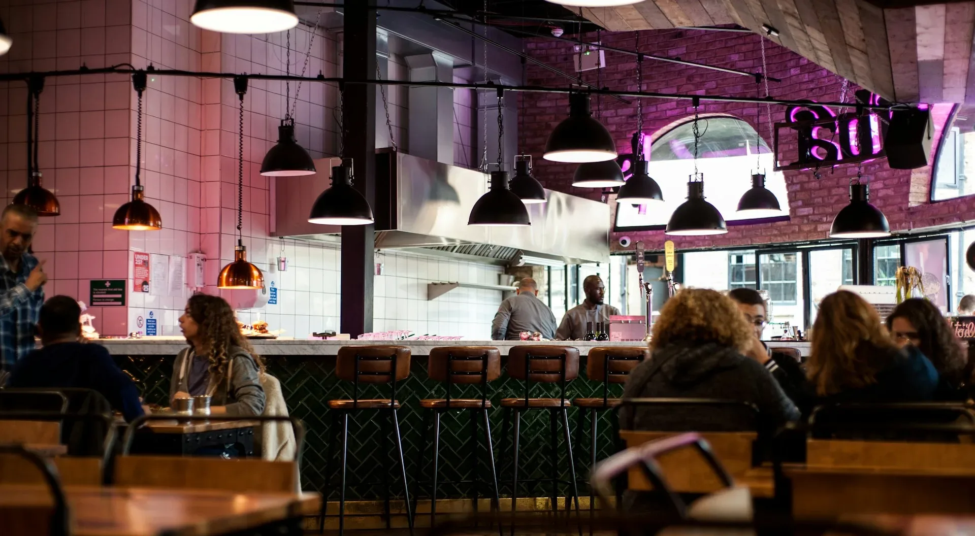 How to get your restaurant found online in London: A step-by-step local SEO guide