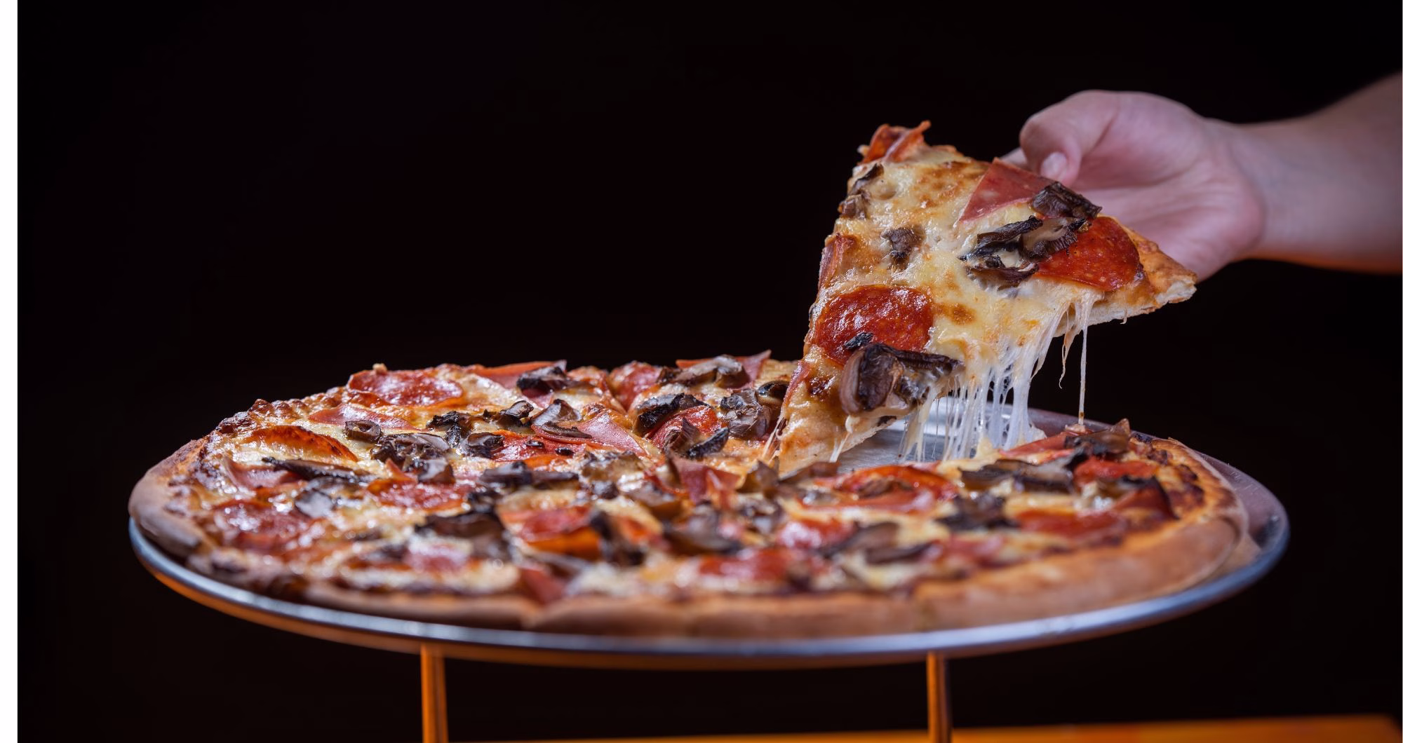 5 things to know before investing in a pizza franchise in 2025