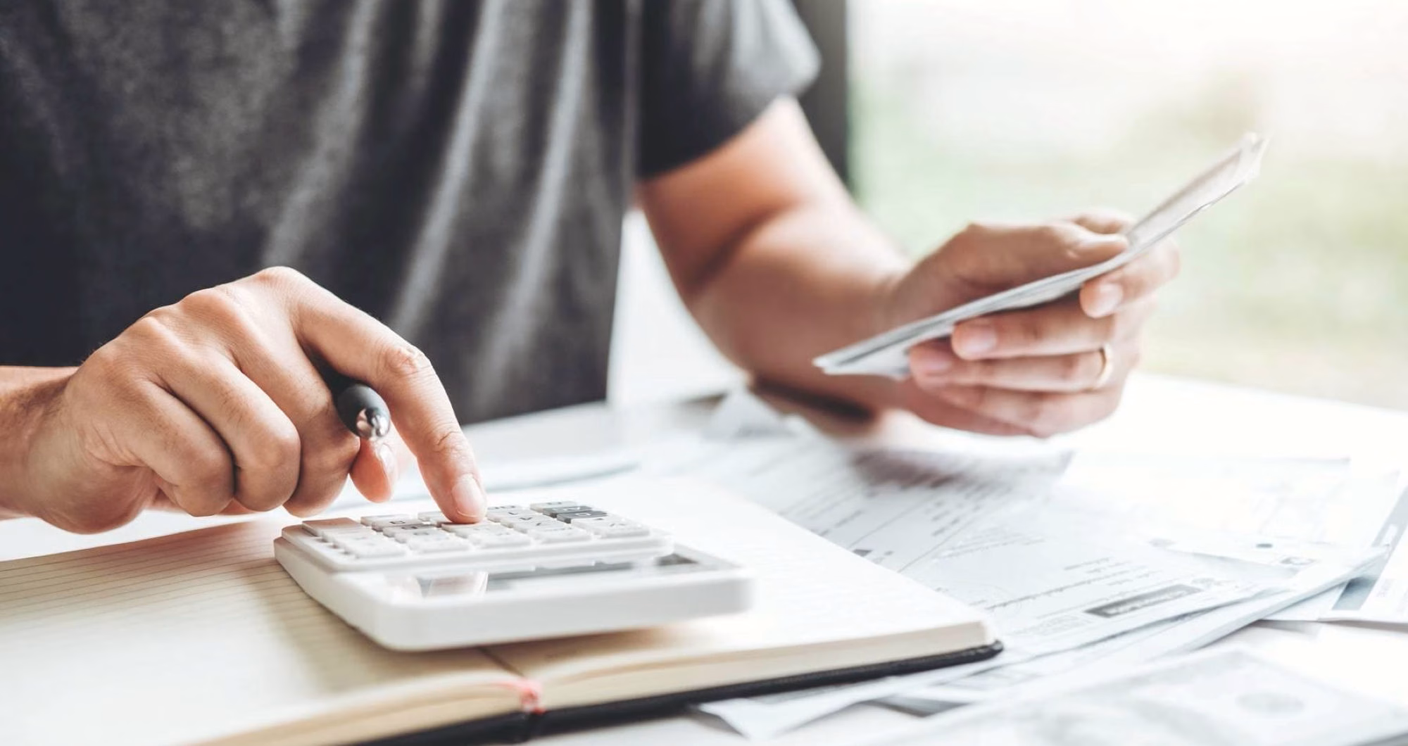 Practical tips for handling VAT and year end reporting without stress