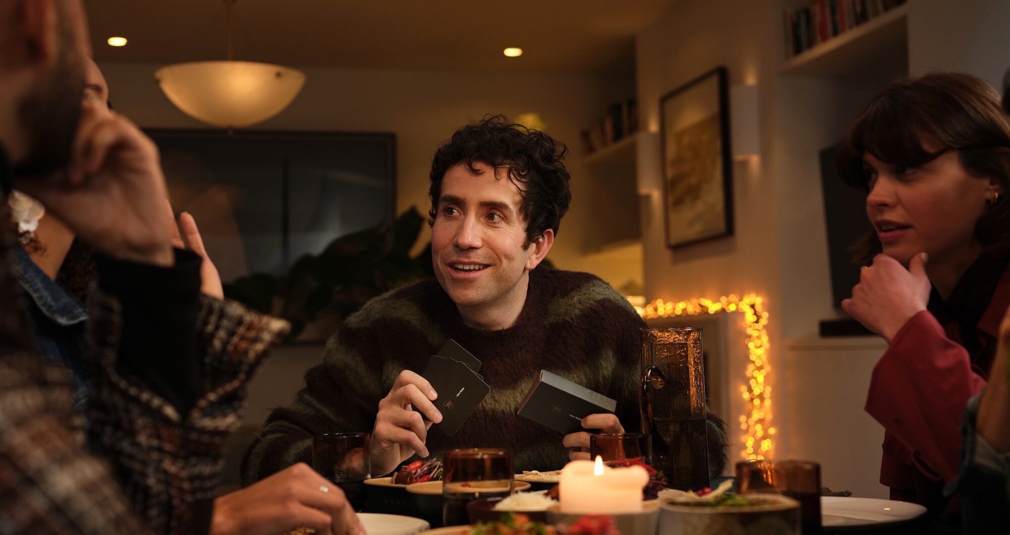 Nearly 90% of Gen Z distracted by tech at dinner – Nick Grimshaw steps in to reclaim Christmas conversations
