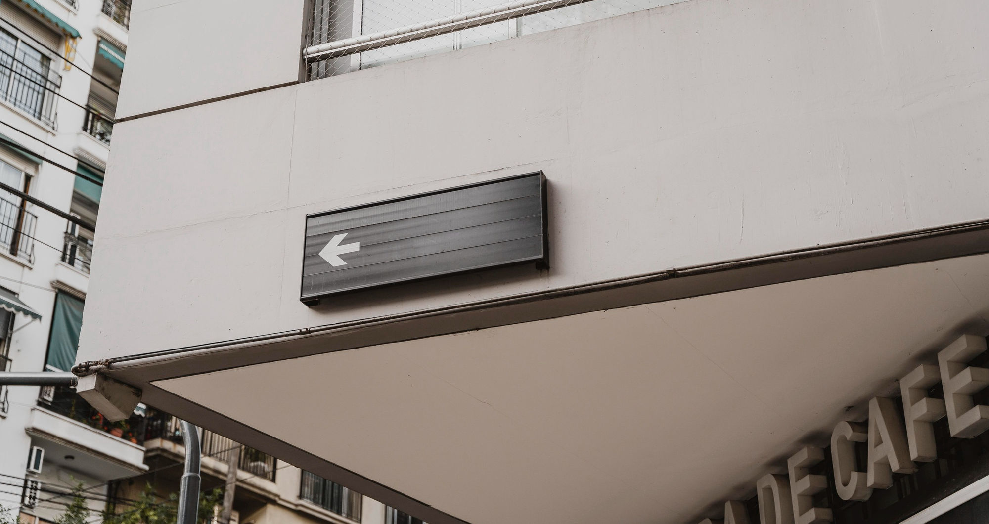 Office layout tips using branded signage | London Daily News