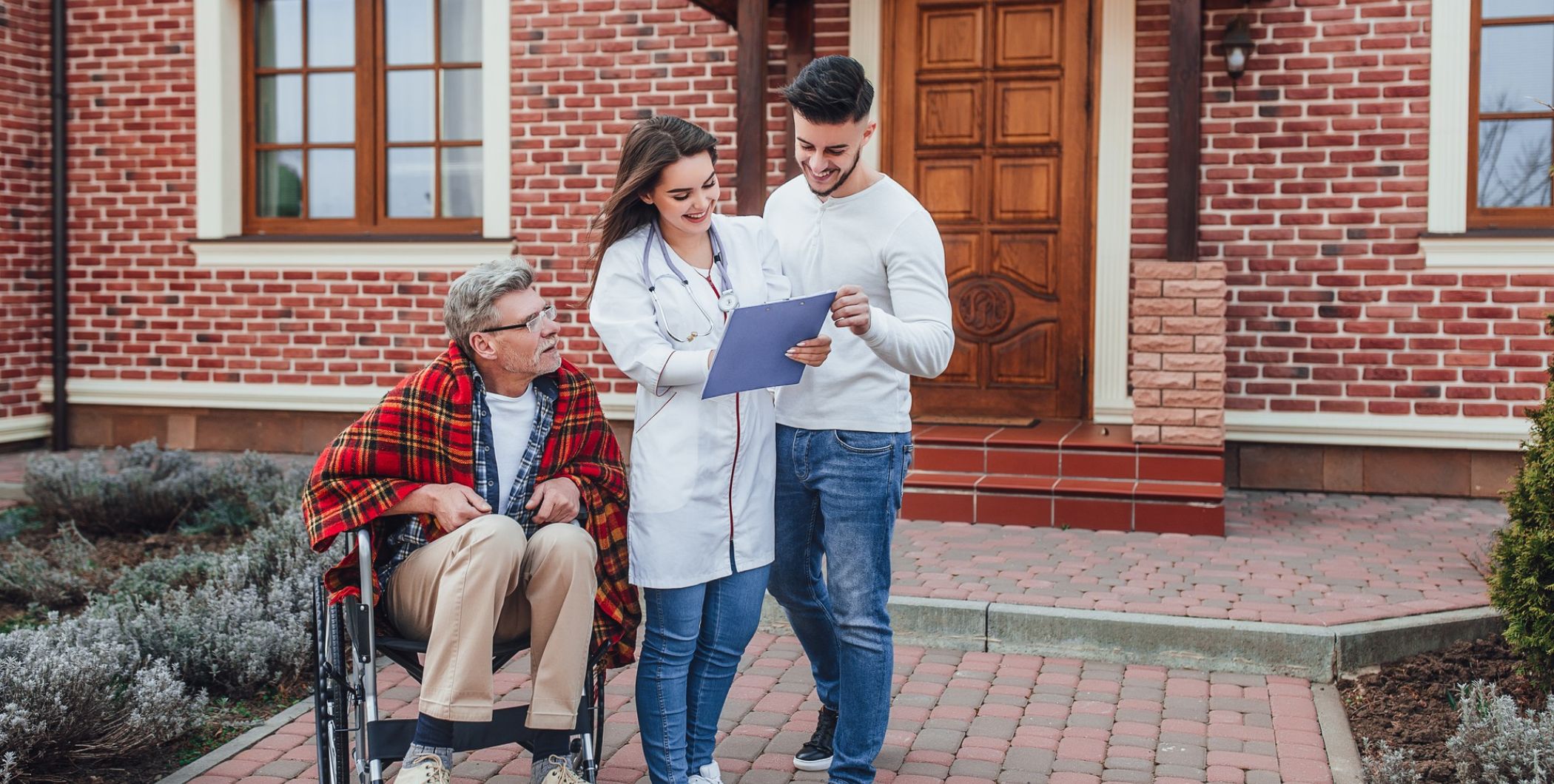 Why UK residents are planning healthcare protection for parents living overseas