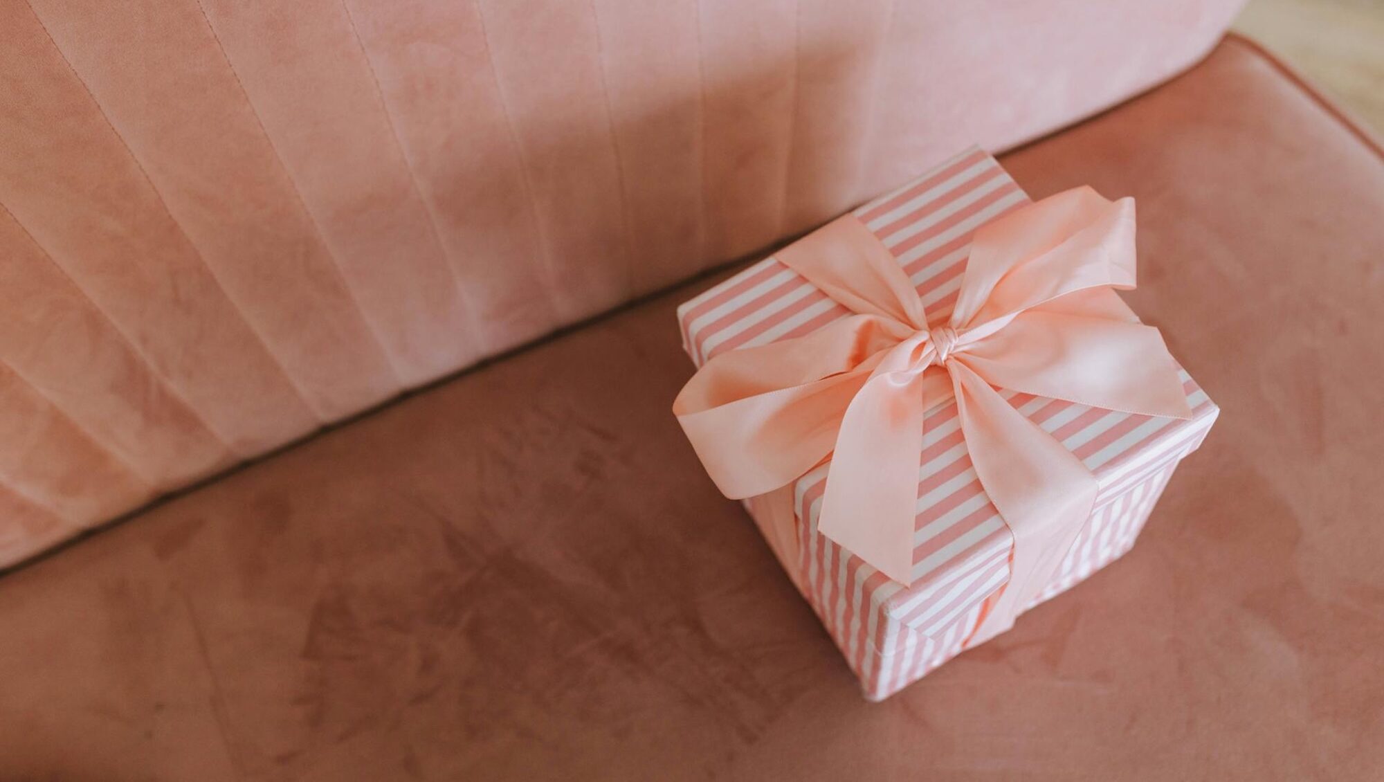 Why food businesses favour stylish mithai boxes for branding