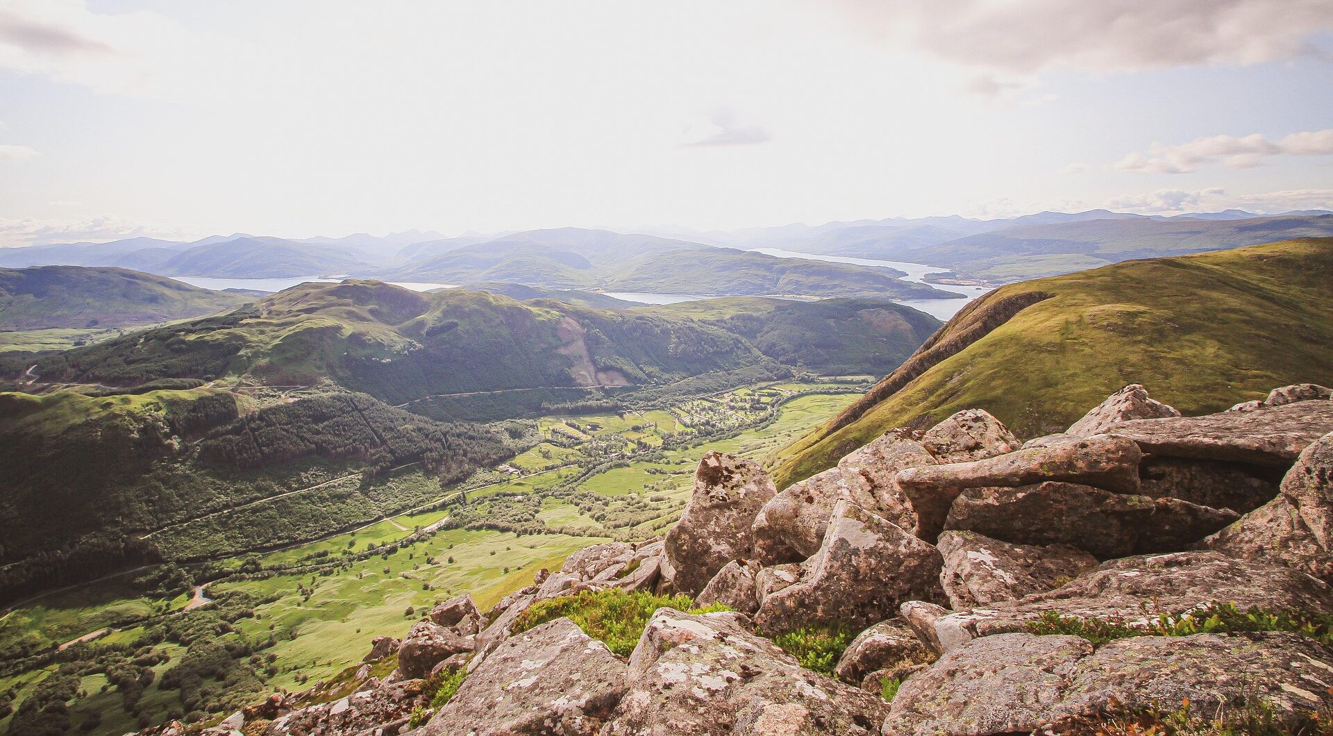 UK scenic escapes: Hills, coastlines, and countryside retreats