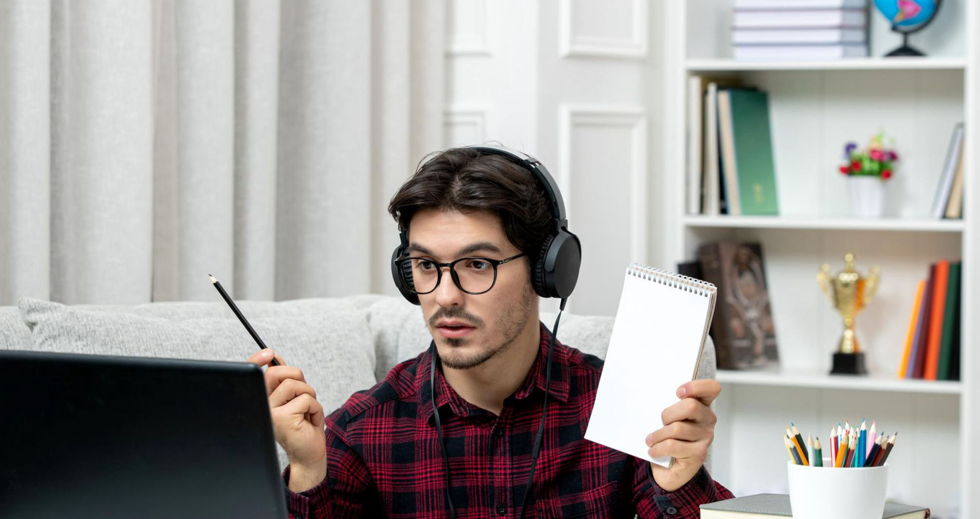 How IELTS online training helps students achieve higher scores