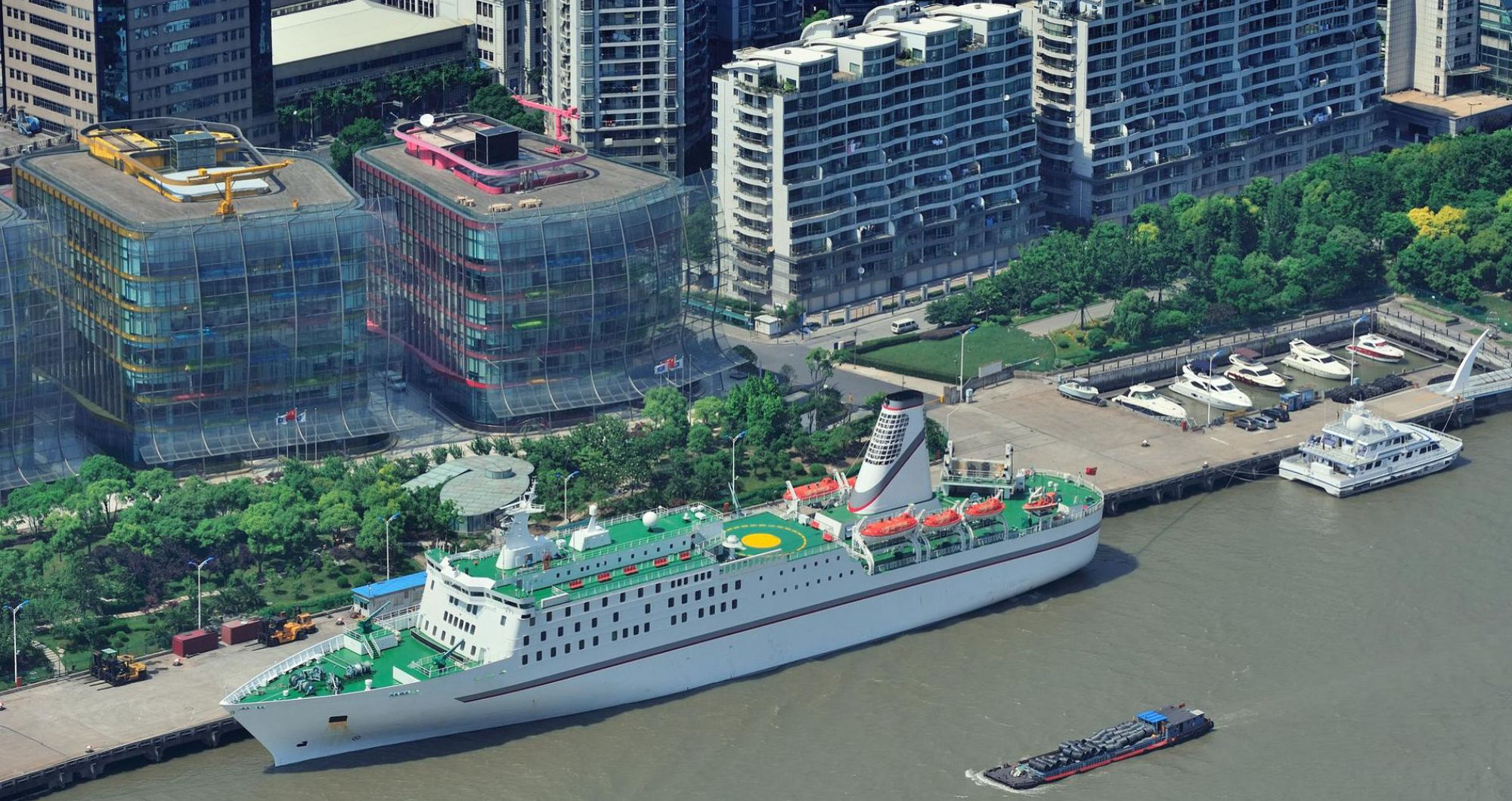 The New Maritime Luxury: Why Singapore is topping the global yachting charts