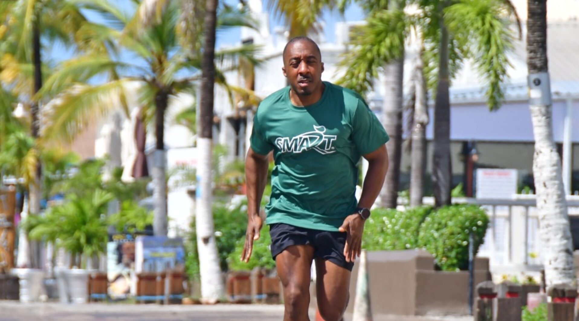 BARBS teams up with endurance athlete Rey Smart for unique London Community 5K run – finish with a rum punch!