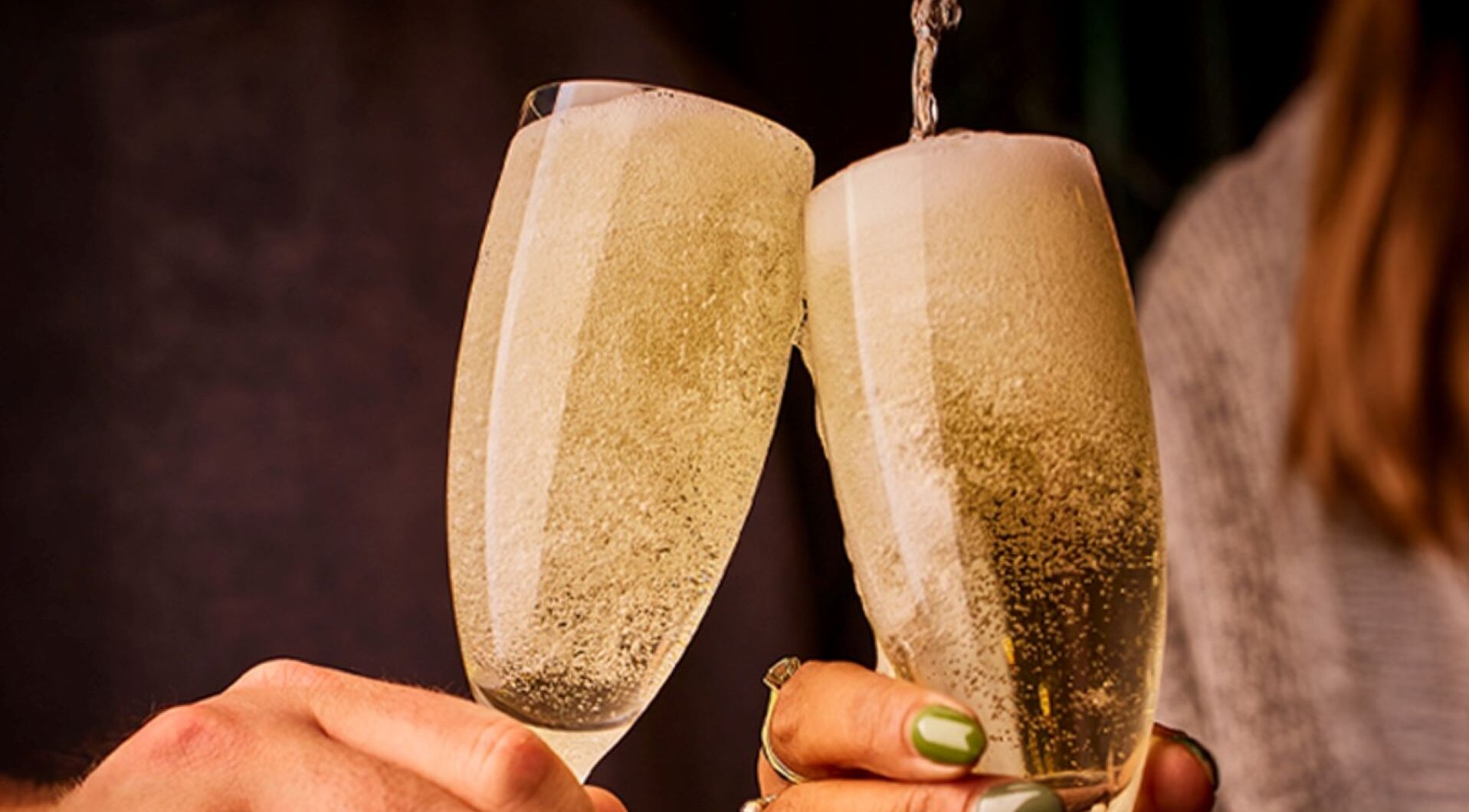 Frankie & Benny’s celebrates Mother’s Day with a FREE glass of fizz for Mum and £10 off your next visit