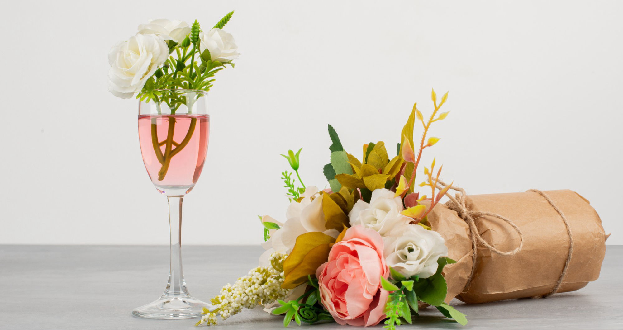 Choosing the perfect flowers for an anniversary celebration
