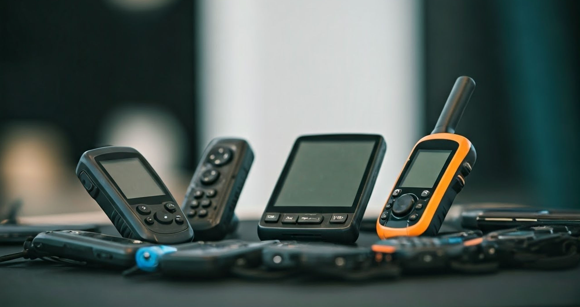 The complete guide to choosing a battery powered GPS tracker: Stop ...