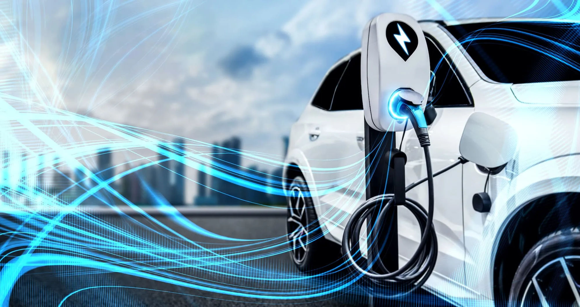 Electric vehicle range in the UK: Performance metrics, battery systems and infrastructure analysis