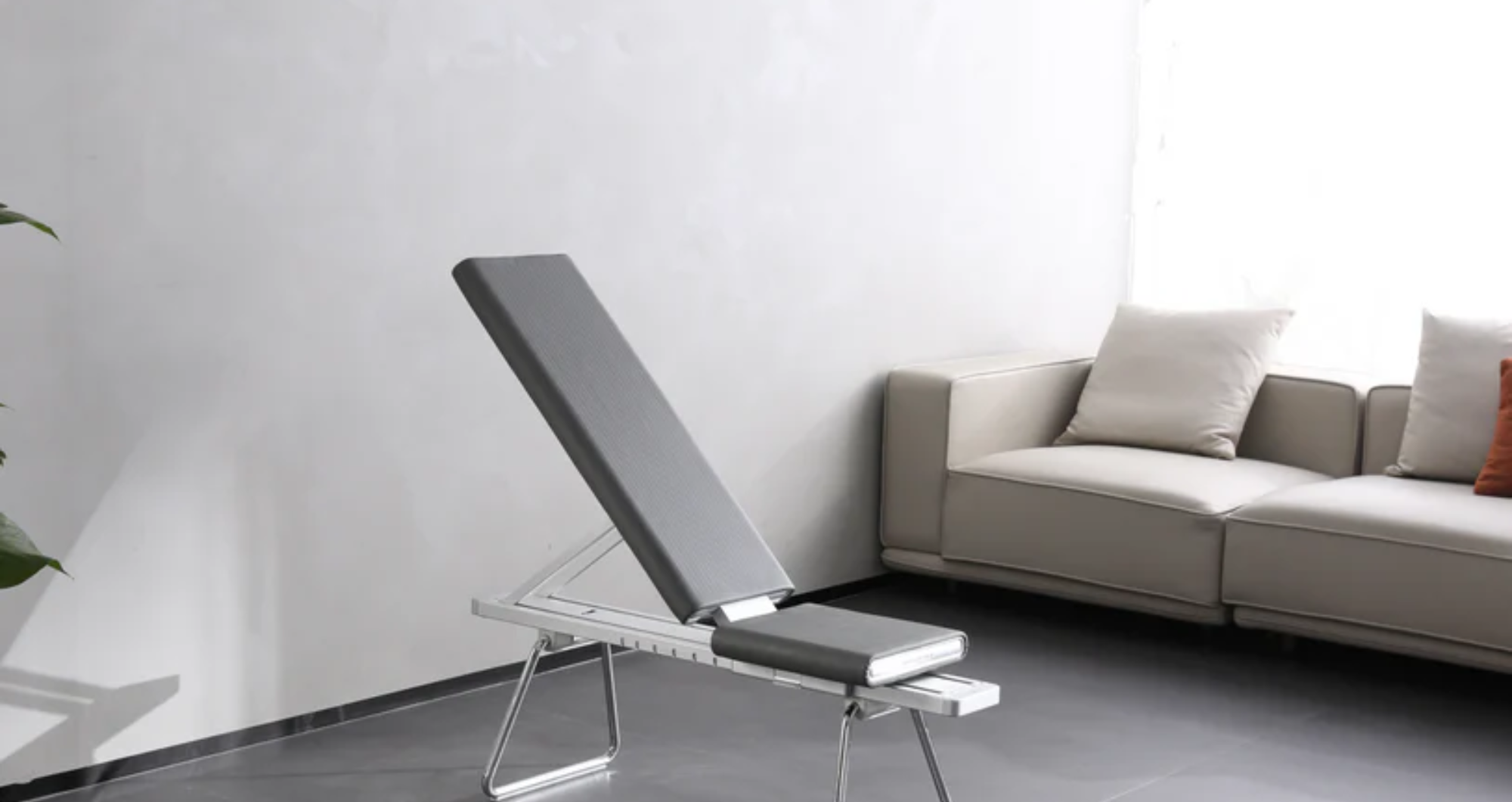 Master bedroom or home gym? The multi-angle bench solution