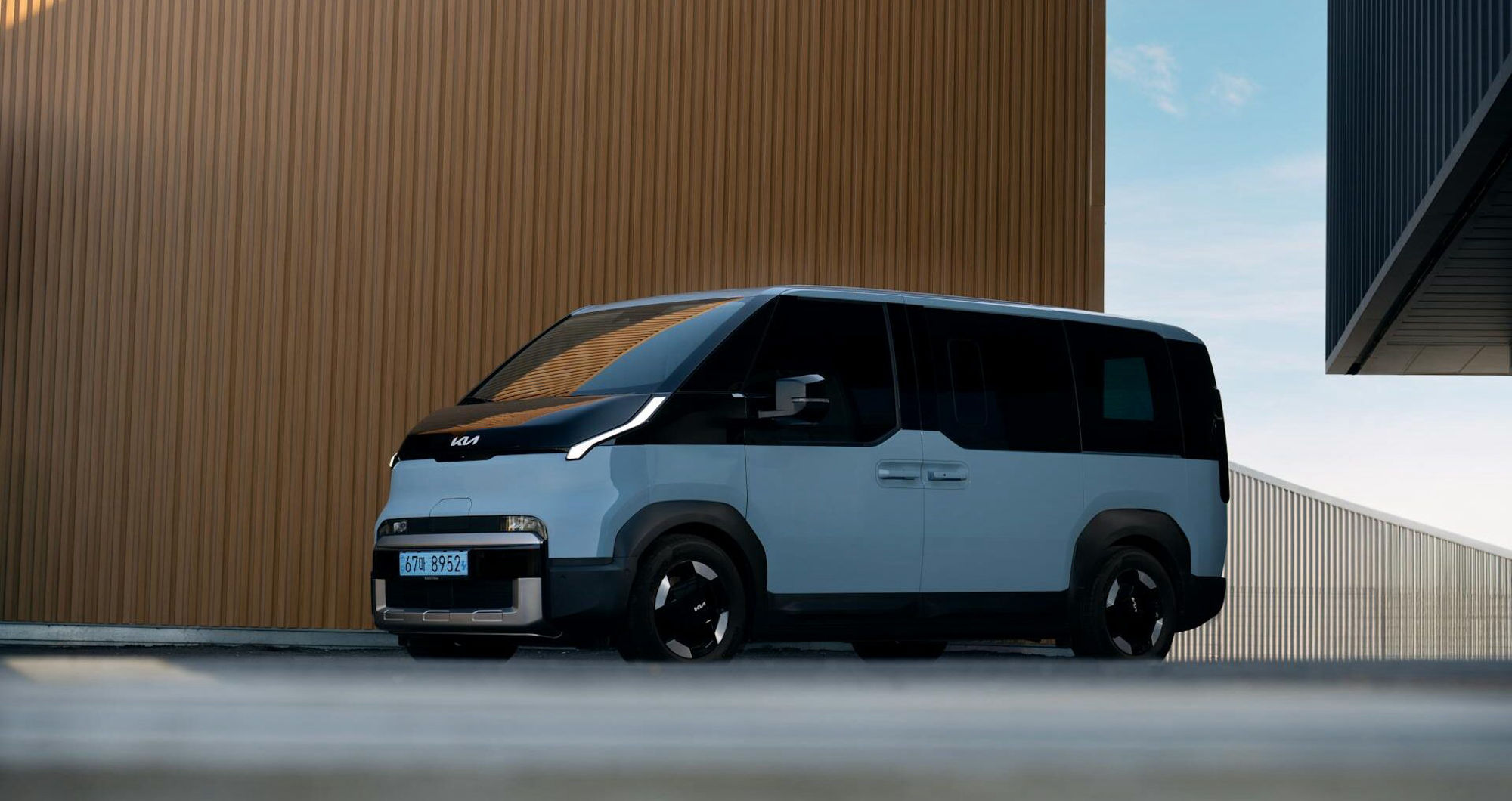 UK businesses rethink fleet strategies as transport costs keep rising