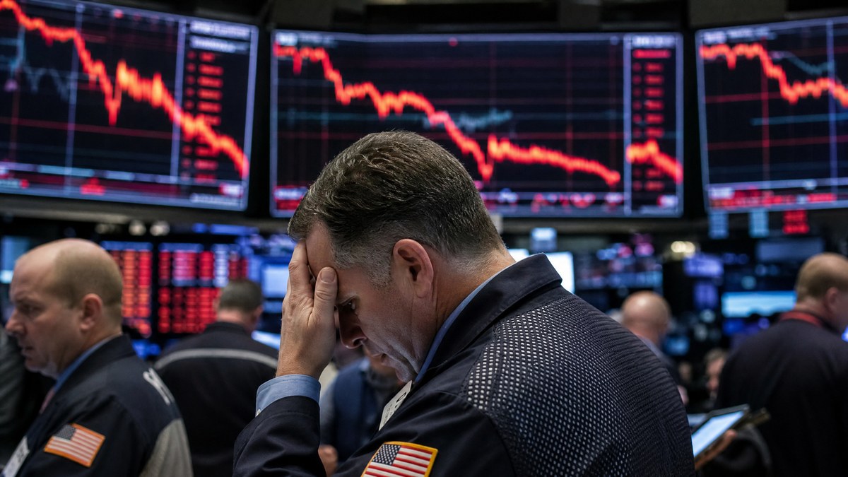 Elon Musk loses trillionaire status as SpaceX and Tesla stock drops