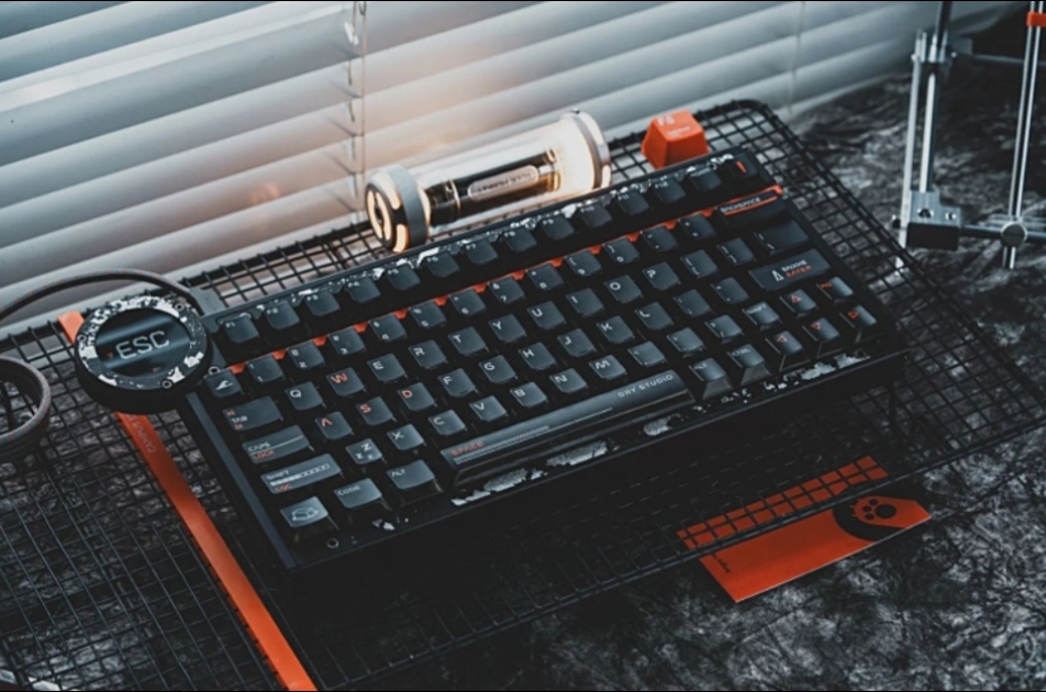 Mechanical keyboard with individual key switches on a desk