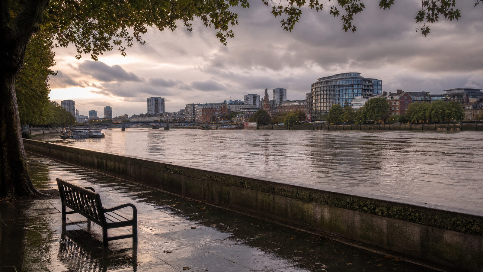 Environment Agency issues urgent flood alerts across London following severe overnight storms