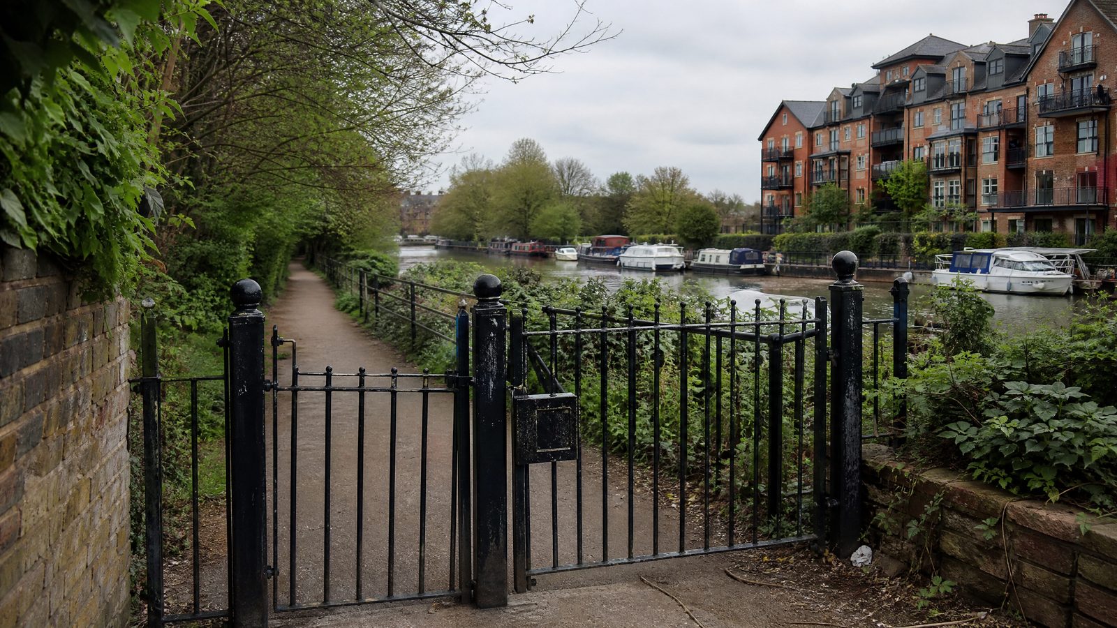Hounslow makes order for Brentford Dock waterfront footpath