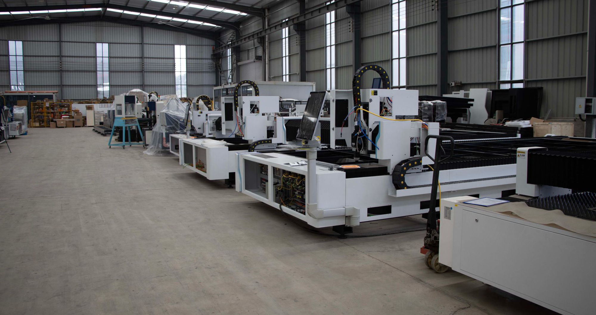 What happens to a London business’s equipment when it closes