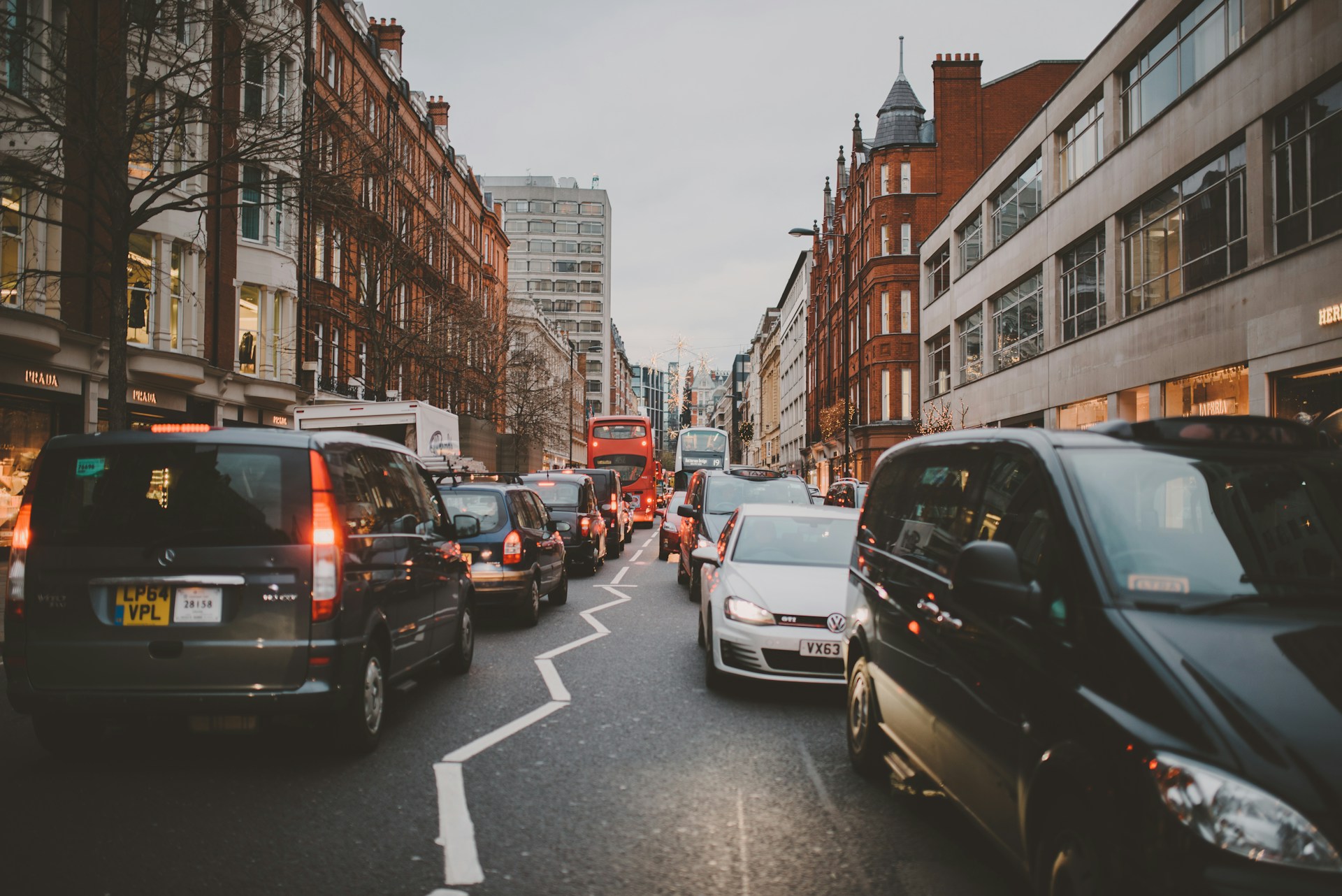 Why more London groups are turning to private coach hire for easier city travel
