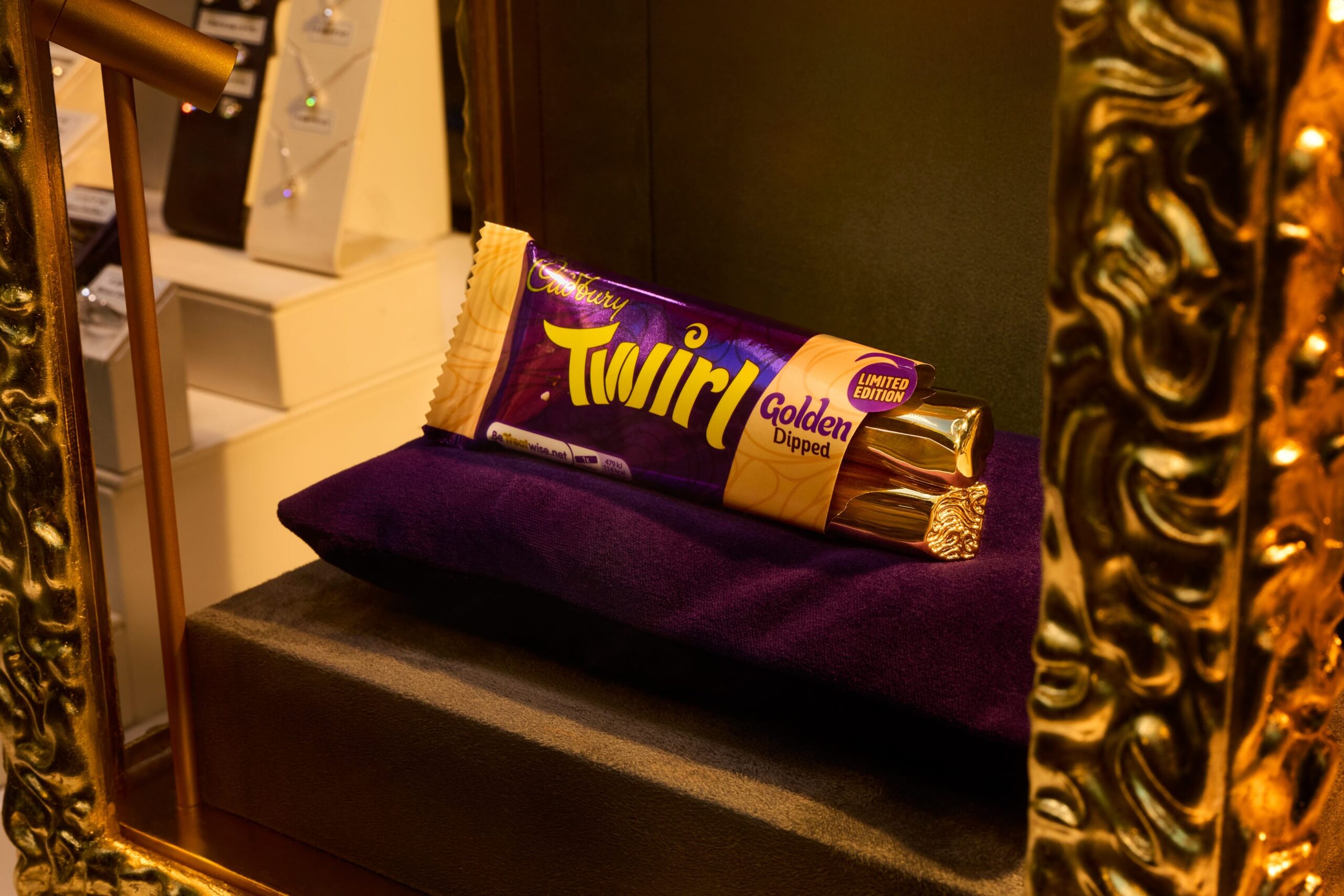 Welcome to ‘Hatton Golden’: Cadbury Twirl takes over London’s jewellery district to officially launch new Twirl Golden Dipped