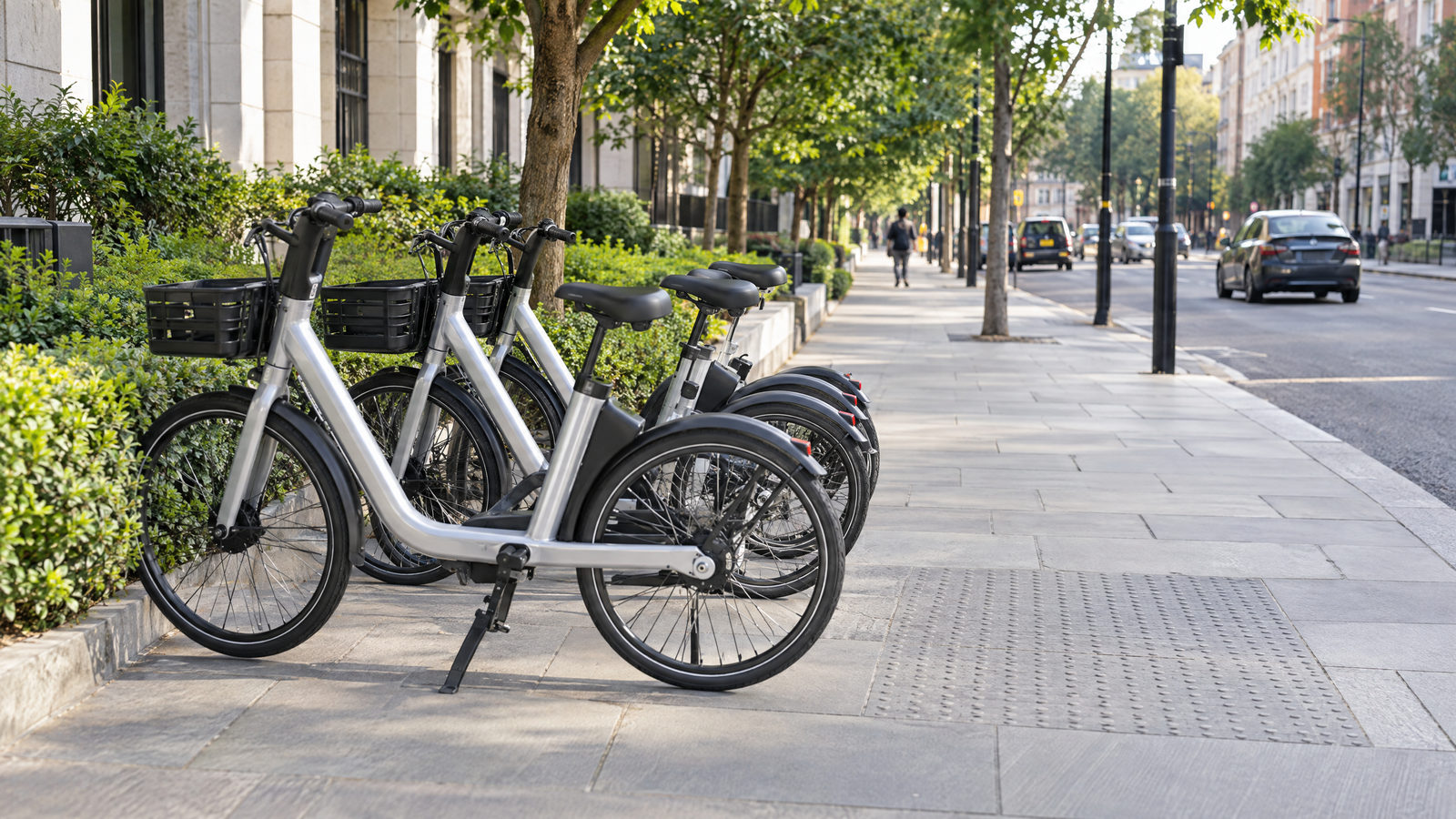 Mayor sets out plan for TfL to license dockless e-bikes