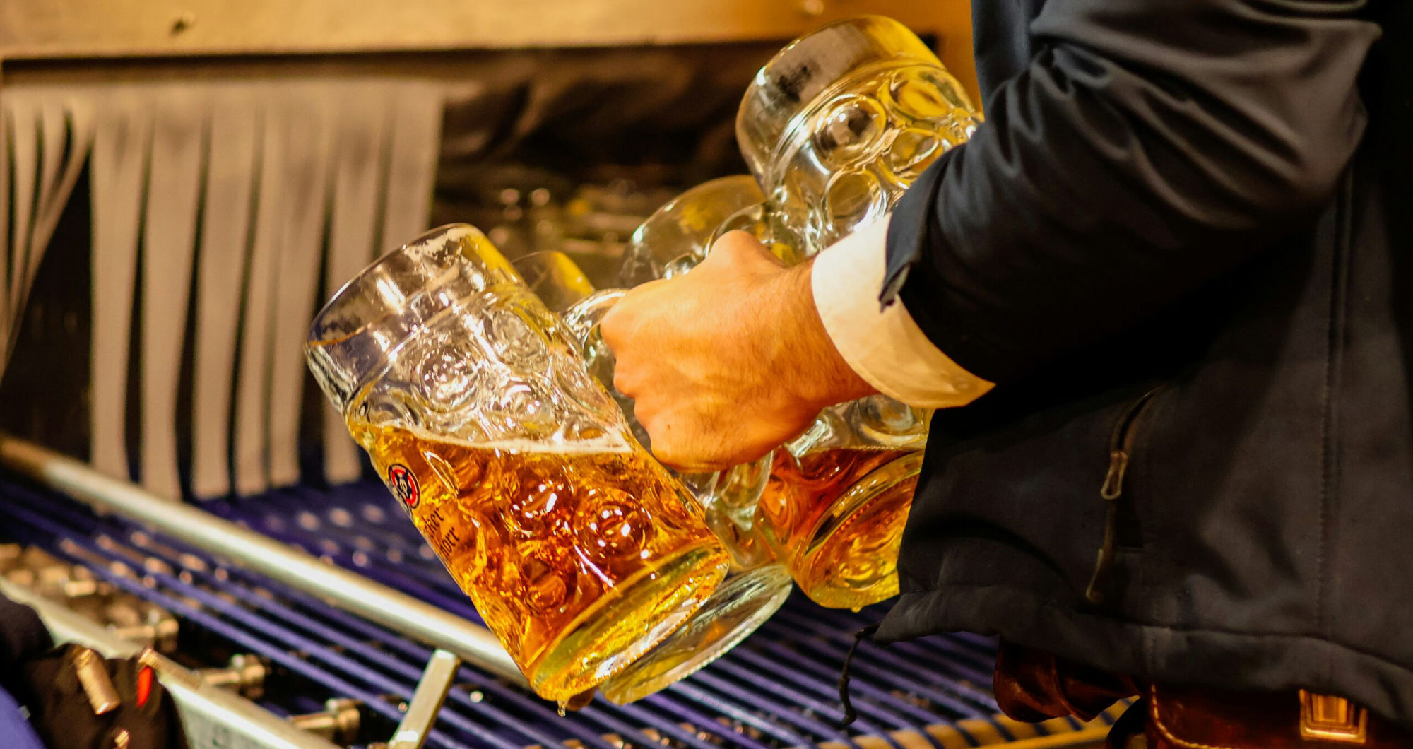 Heading to Oktoberfest from London this weekend? The 72-hour Munich packing guide that could save your suitcase